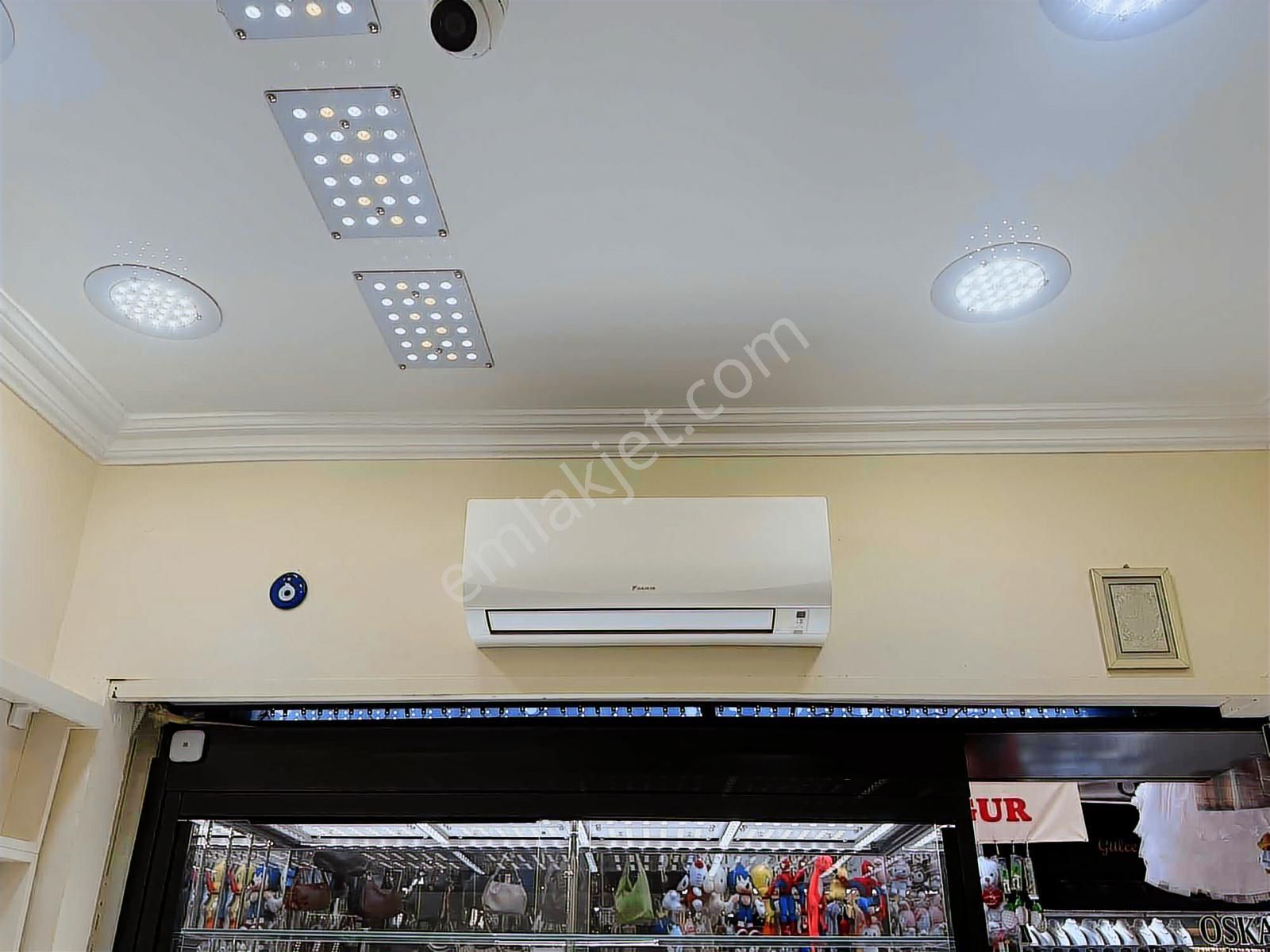 Kemeraltı Anafartalar Caddesinde Hazır Kuyumcuya Kiralık Dükkan - Görsel 7