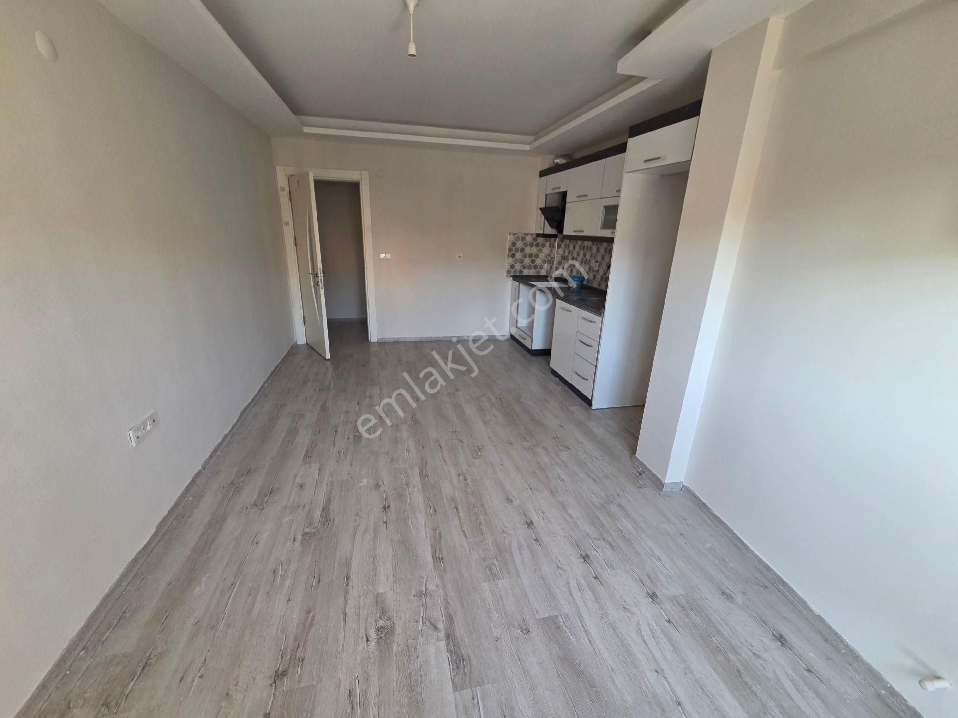 Bornova Merkez Aşık Veysel Yakını 1+1 Eşyasız - Görsel 4