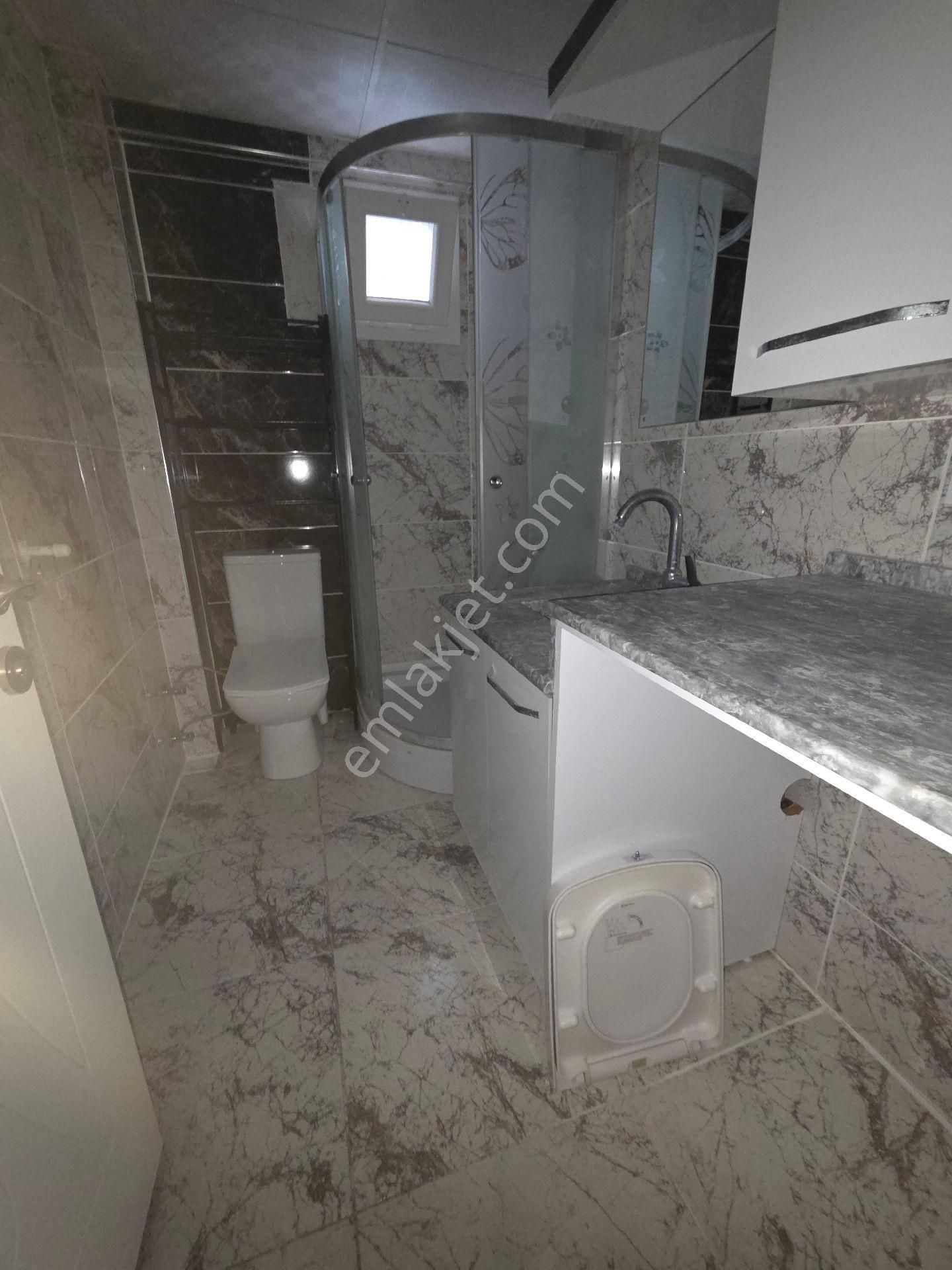 Bornova Merkez Aşık Veysel Yakını 1+1 Eşyasız - Görsel 19