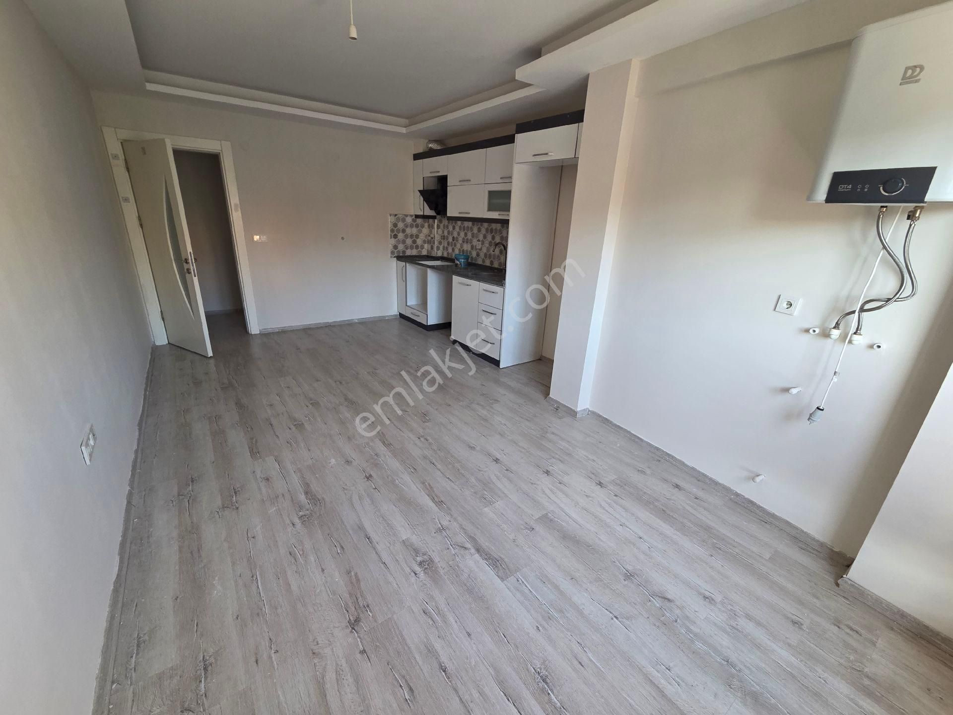 Bornova Merkez Aşık Veysel Yakını 1+1 Eşyasız - Görsel 2