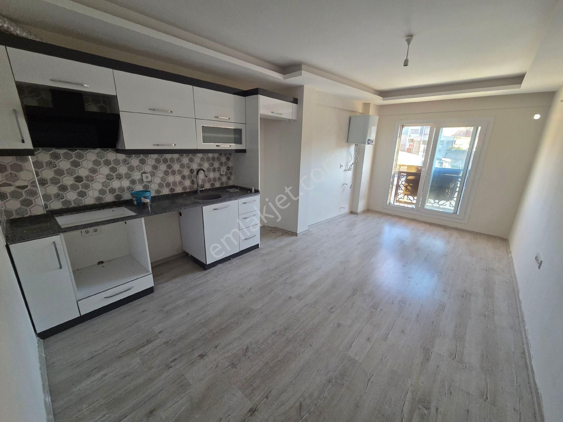 Bornova Merkez Aşık Veysel Yakını 1+1 Eşyasız - Görsel 11