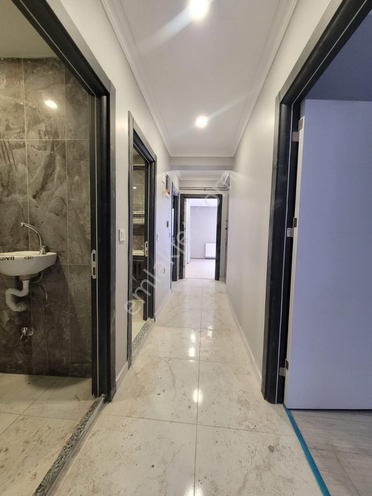 Üç Kardeşler'den Malkoçoğlu Mah Sıfır 2+1 105m² Orta Kat Daire - Görsel 31