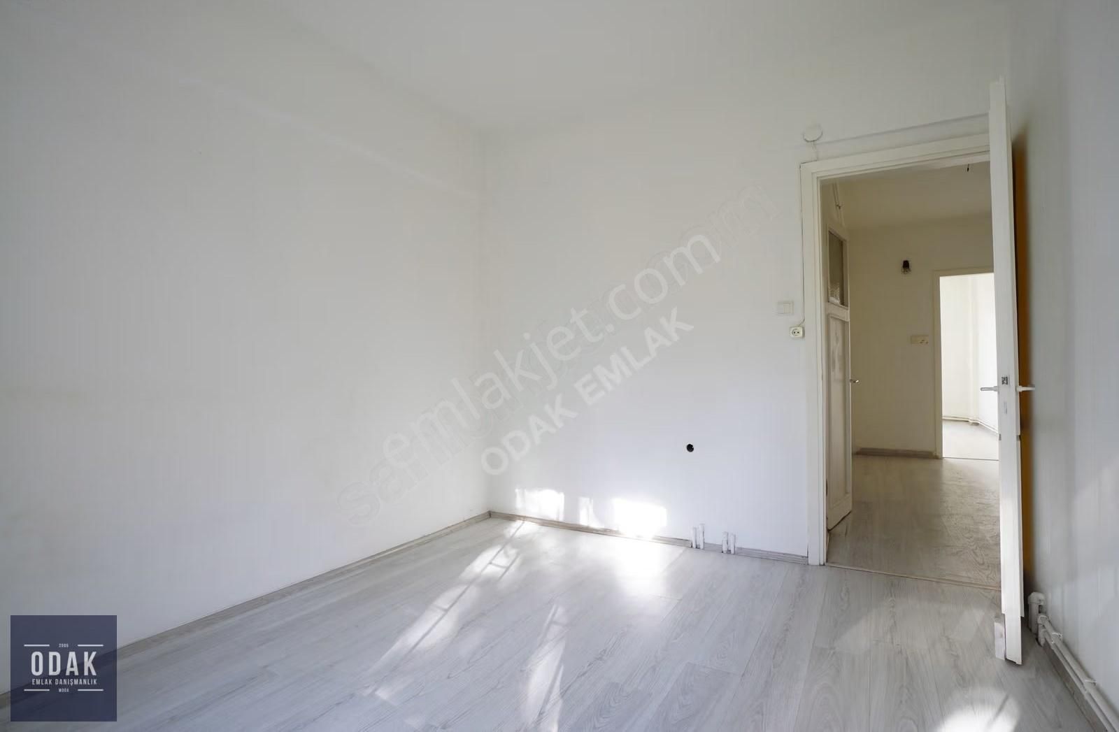 Odak Emlak'tan Hasırcıbaşı'nda Balkonlu 1.kat 1+1 - Görsel 6