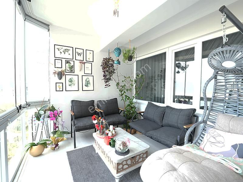 C21 Cius; Hisar Mah. Deniz Manzaralı 3+1 Ara Kat Eşyalı Kiralık - Görsel 13