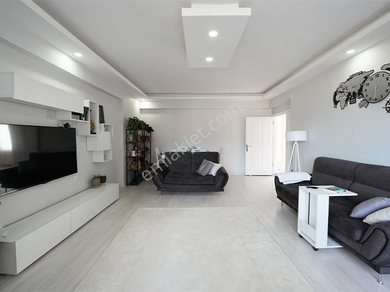 C21 Cius; Hisar Mah. Deniz Manzaralı 3+1 Ara Kat Eşyalı Kiralık - Görsel 9