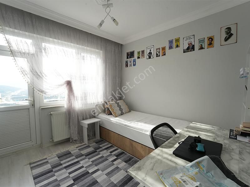 C21 Cius; Hisar Mah. Deniz Manzaralı 3+1 Ara Kat Eşyalı Kiralık - Görsel 17