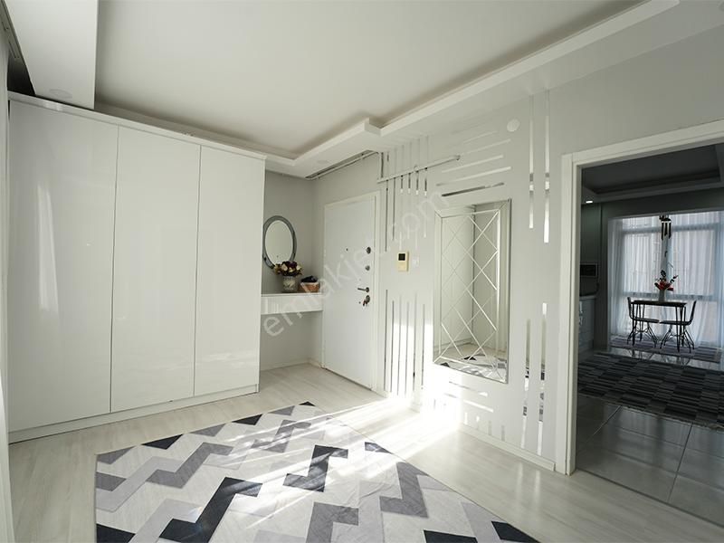 C21 Cius; Hisar Mah. Deniz Manzaralı 3+1 Ara Kat Eşyalı Kiralık - Görsel 6