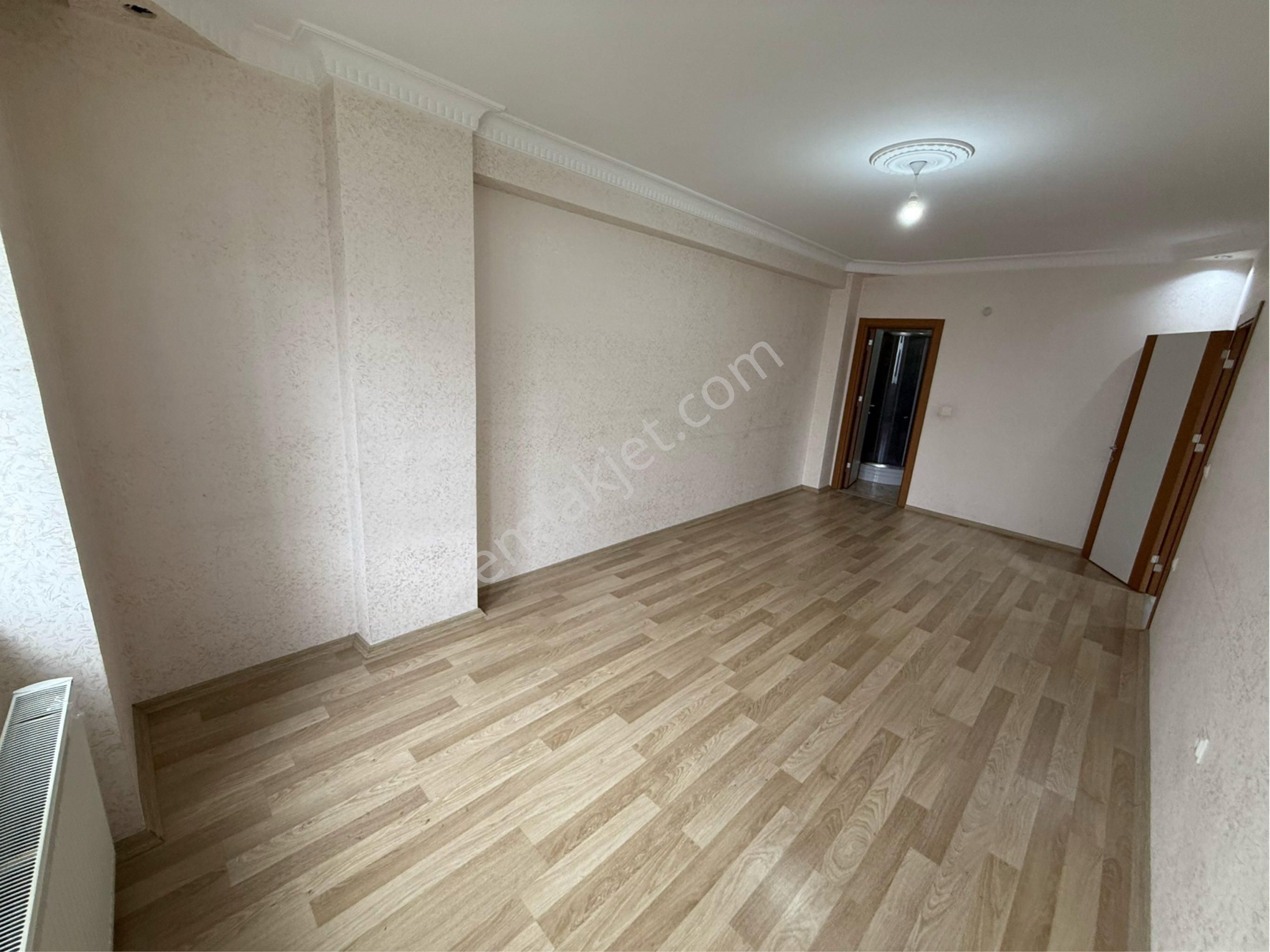 İsmetpaşa Mahallesi 3+1 135 M2 Ebeveyn Banyolu Asansörlü Kiralık Temiz Daire - Görsel 22