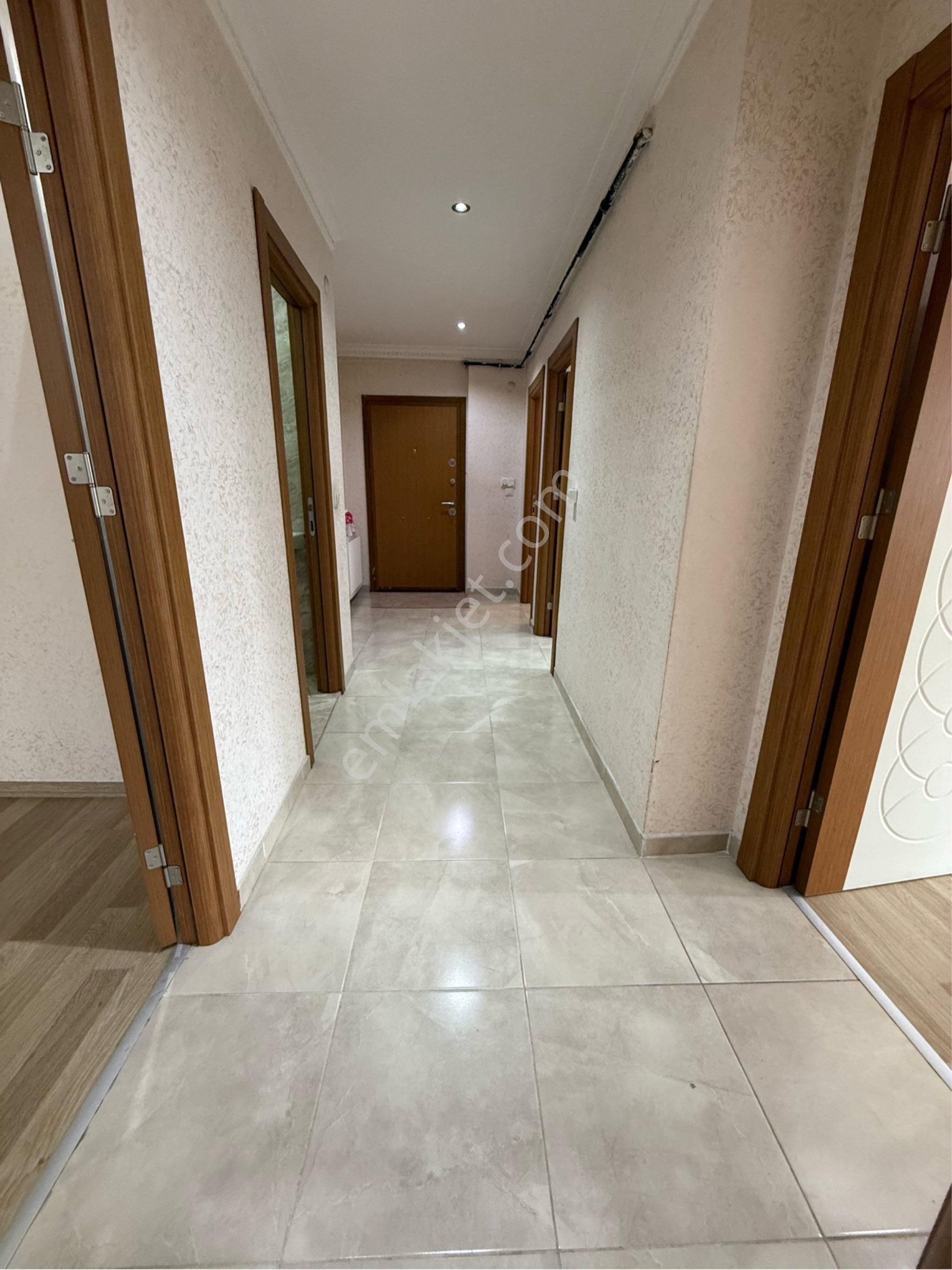 İsmetpaşa Mahallesi 3+1 135 M2 Ebeveyn Banyolu Asansörlü Kiralık Temiz Daire - Görsel 24