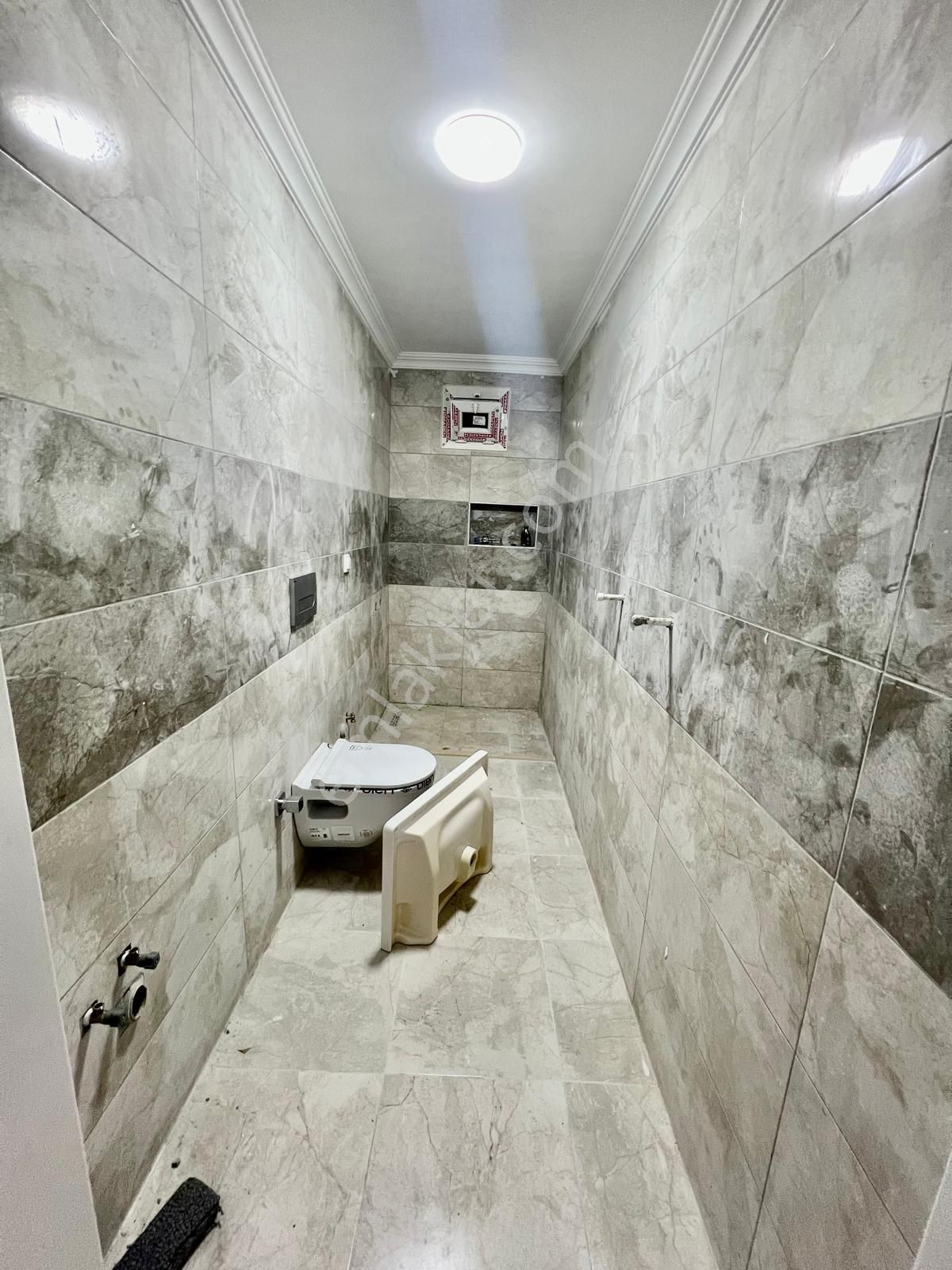 Loft'tan Gültepe Mah Beş Yol Metrobüs Dibinde 2+1 90m2 Satılık Sıfır 1.kat Daire - Görsel 26