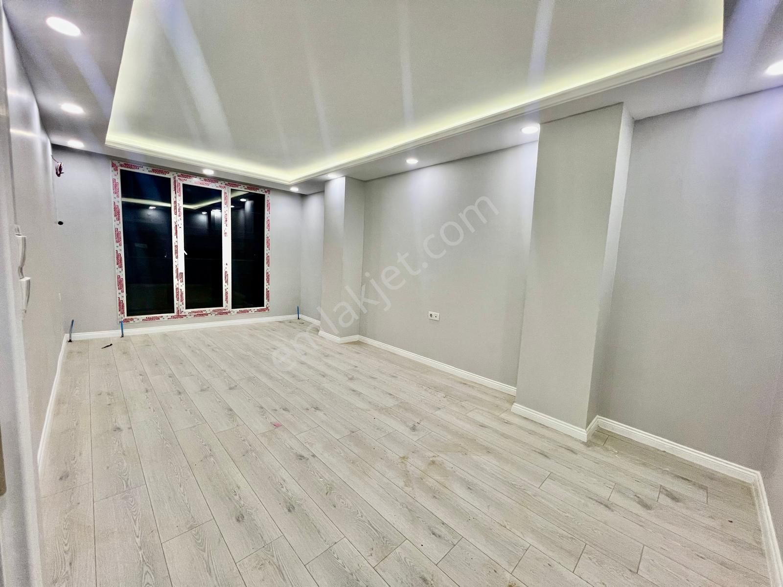 Loft'tan Gültepe Mah Beş Yol Metrobüs Dibinde 2+1 90m2 Satılık Sıfır 1.kat Daire - Görsel 4