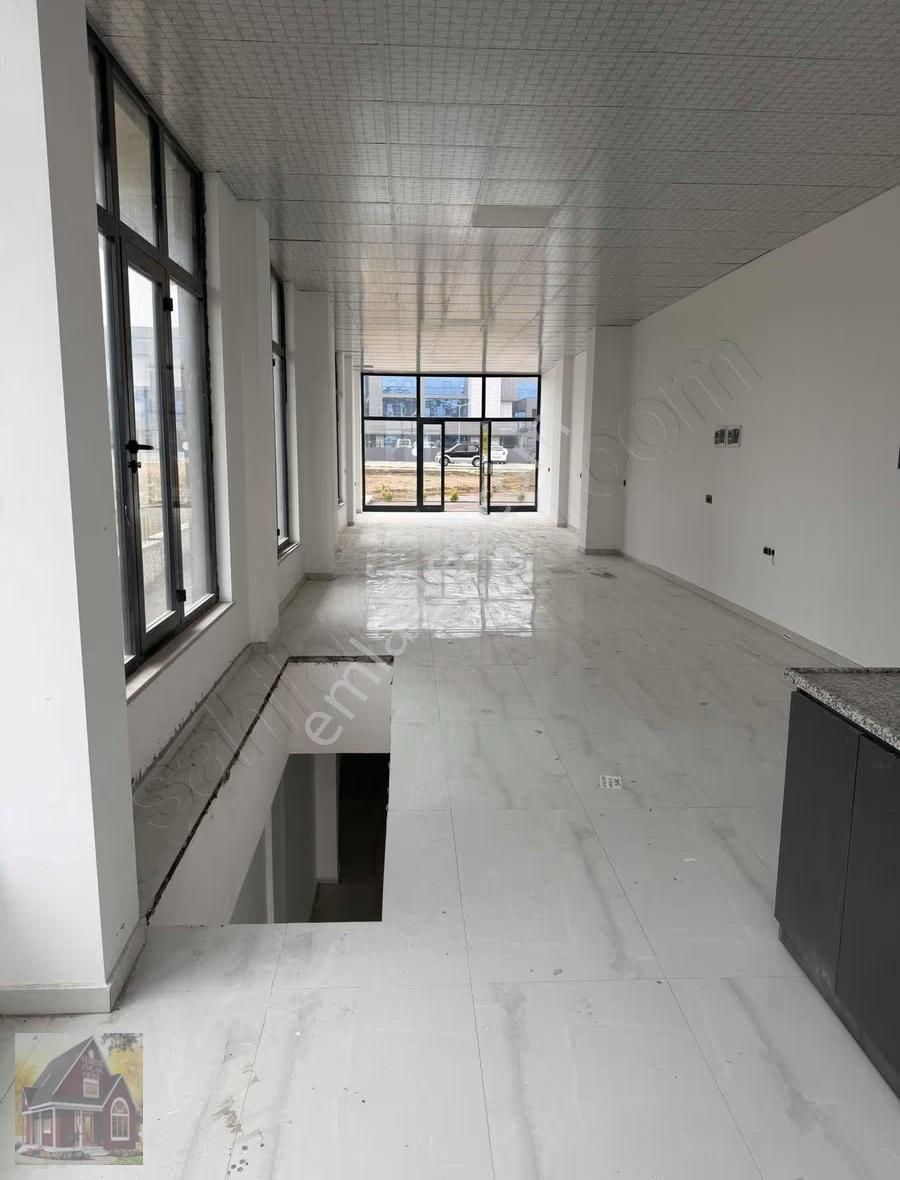 Hastane Üniversite Okullar Bölgesinde Satılık Köşe Dükkan - Görsel 11