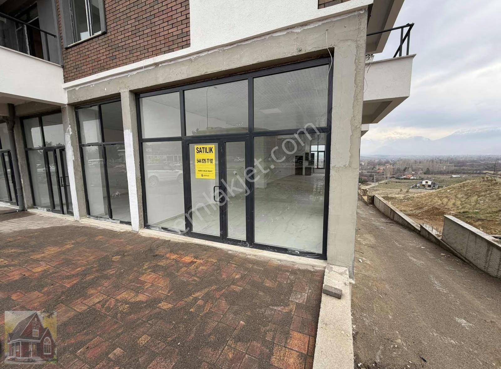Hastane Üniversite Okullar Bölgesinde Satılık Köşe Dükkan - Görsel 8