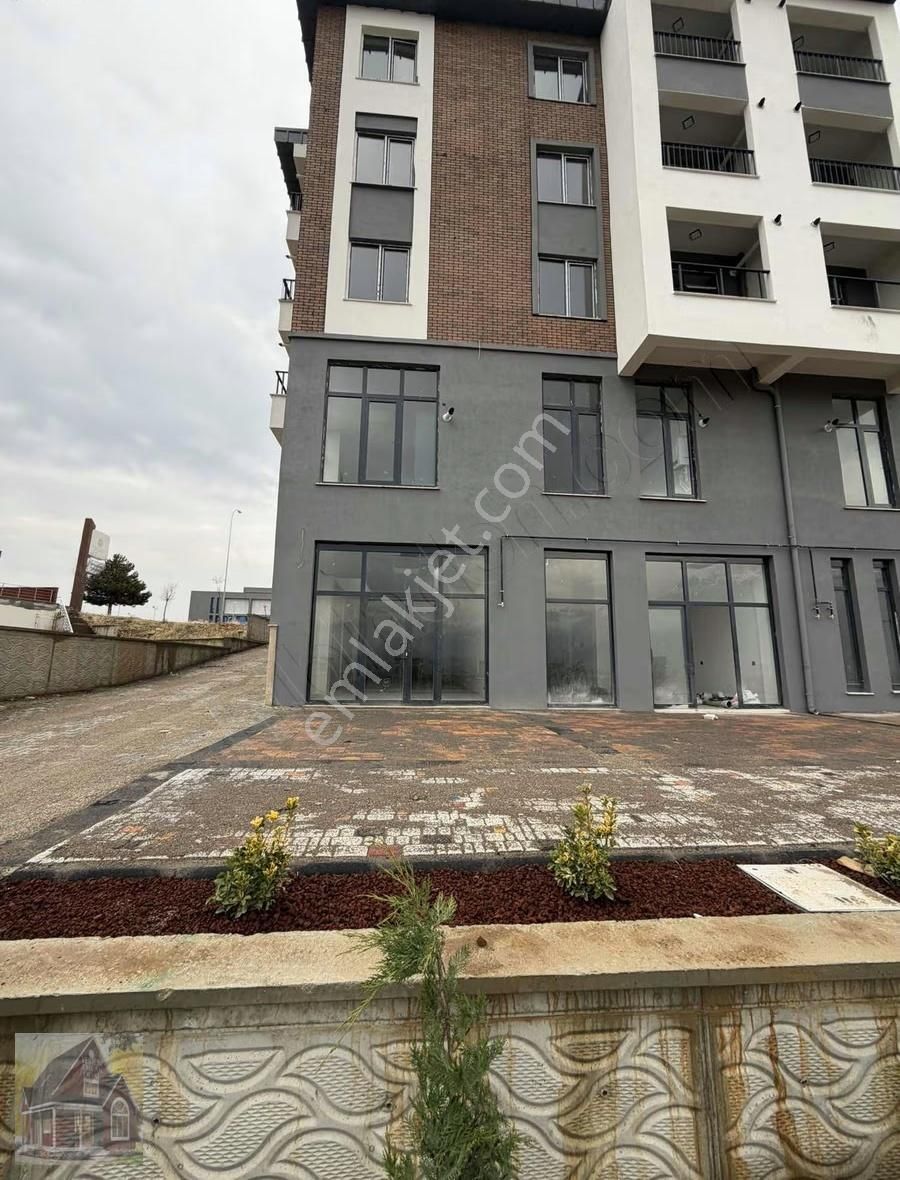 Hastane Üniversite Okullar Bölgesinde Satılık Köşe Dükkan - Görsel 22