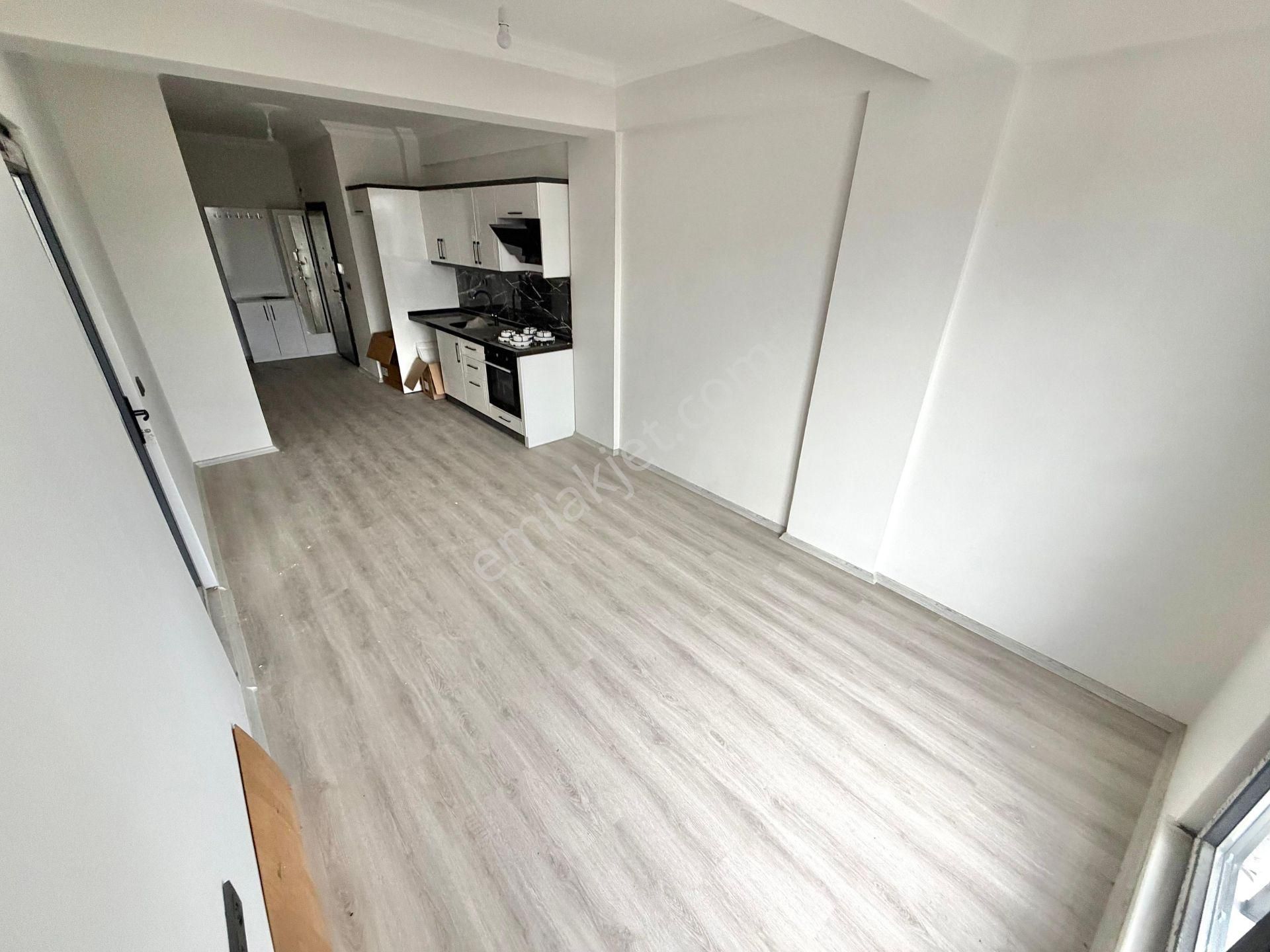 Home And Cardan Kadıköyde Ön Cephe 1+1 Sıfır Satılık Daire - Görsel 3