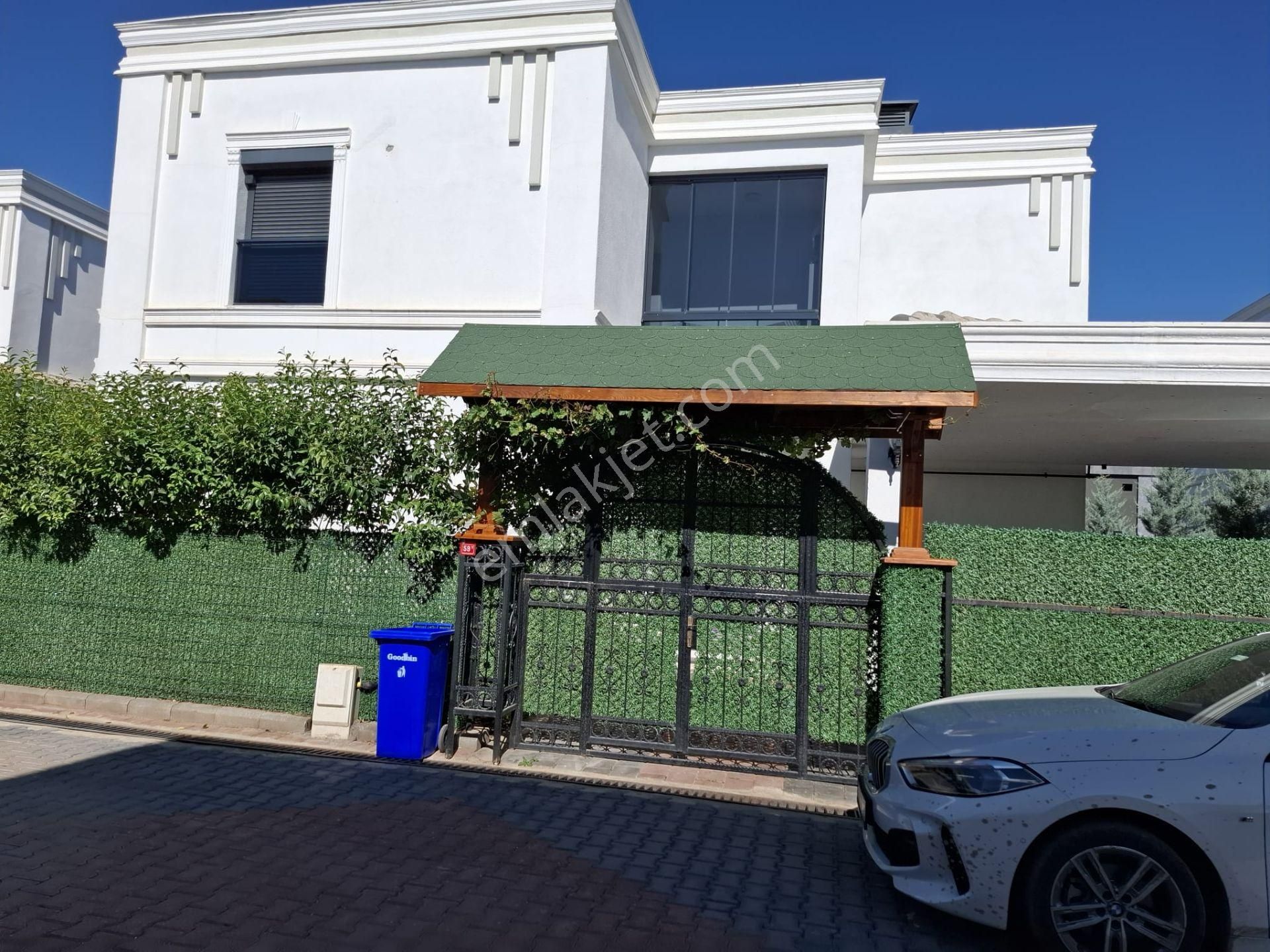 Grand Group'tan Ultra Lüx 6+1 Satılık Dublex Villa - Görsel 14