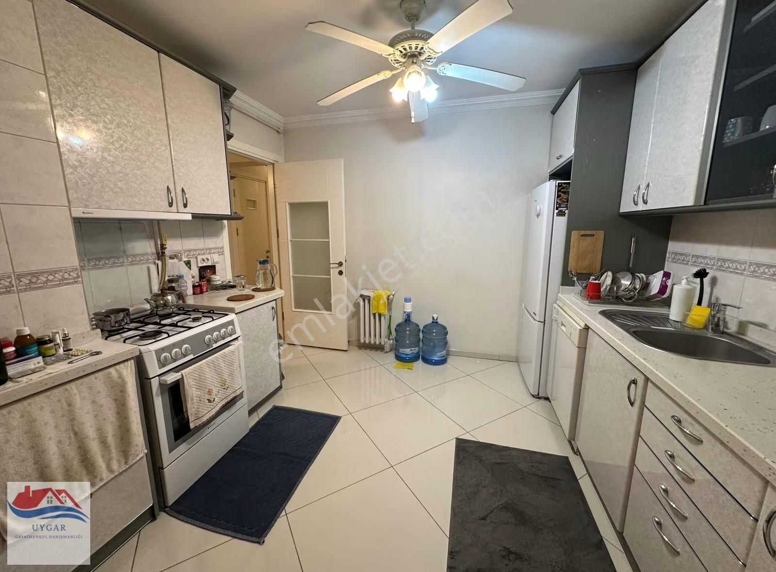 Karşıyaka Girne Cadde Yakını Satılık 3+1 Daire - Görsel 9