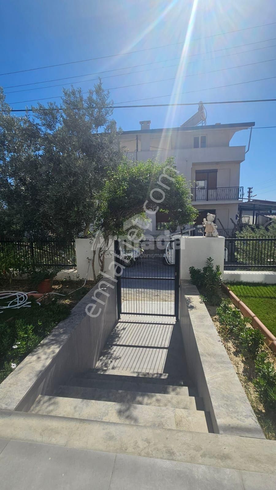 Kuşadası Soğucak'ta Özel Havuzlu Tek Müstakil Satılık Villa - Görsel 28