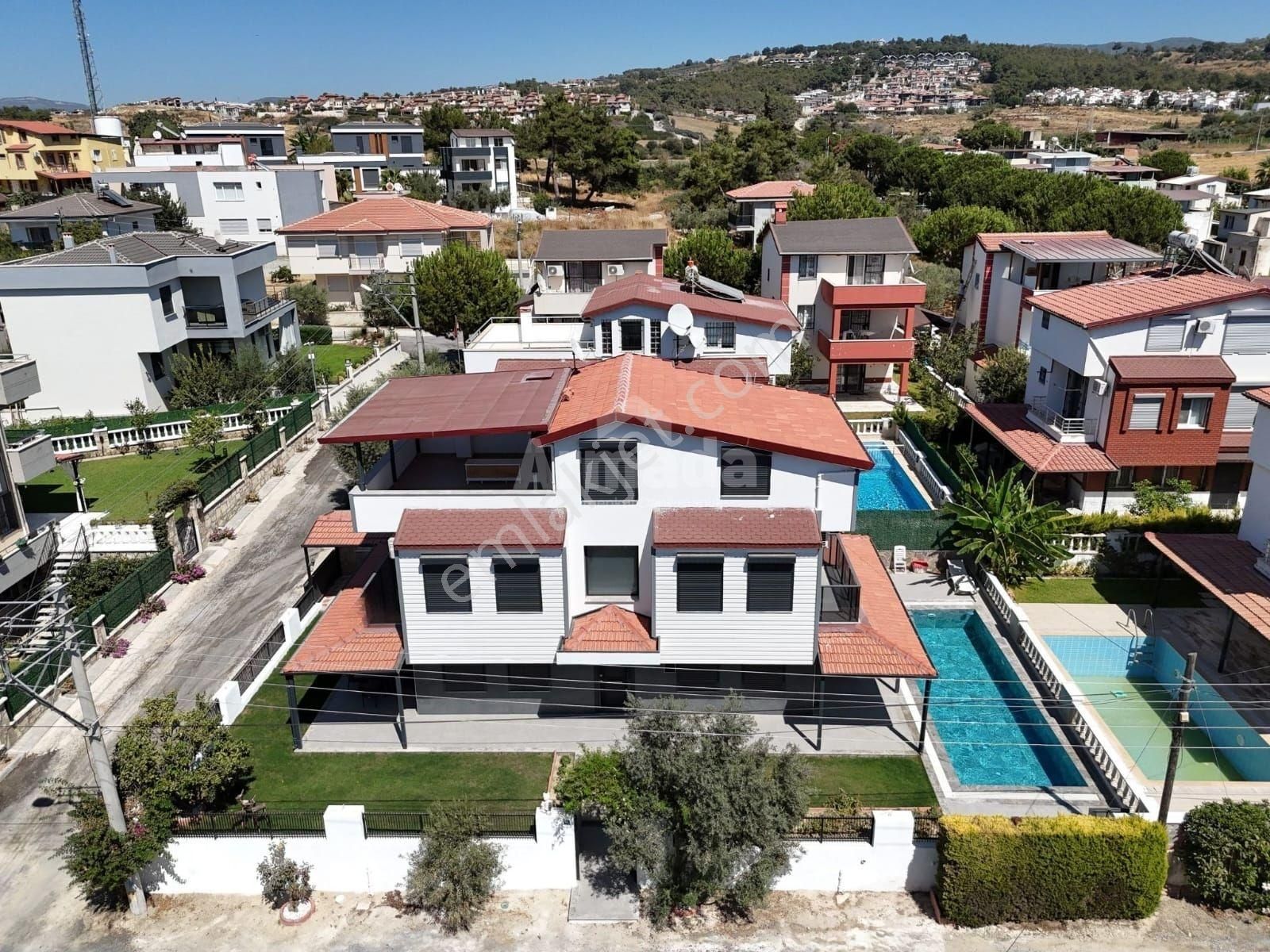 Kuşadası Soğucak'ta Özel Havuzlu Tek Müstakil Satılık Villa - Görsel 6