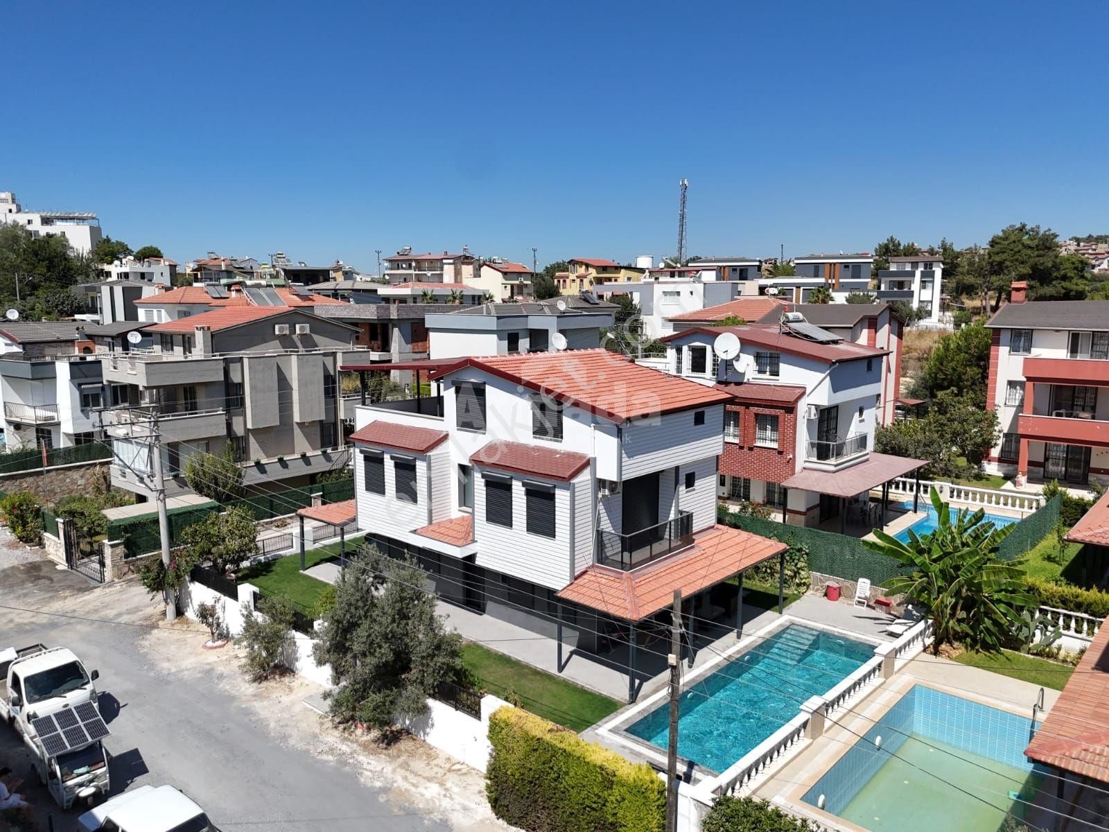 Kuşadası Soğucak'ta Özel Havuzlu Tek Müstakil Satılık Villa - Görsel 3