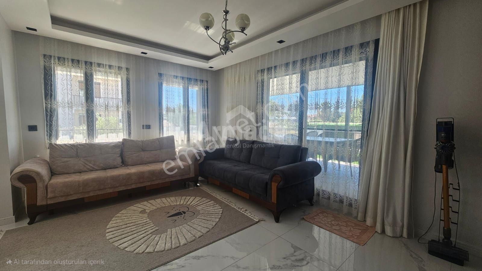 Kuşadası Soğucak'ta Özel Havuzlu Tek Müstakil Satılık Villa - Görsel 14