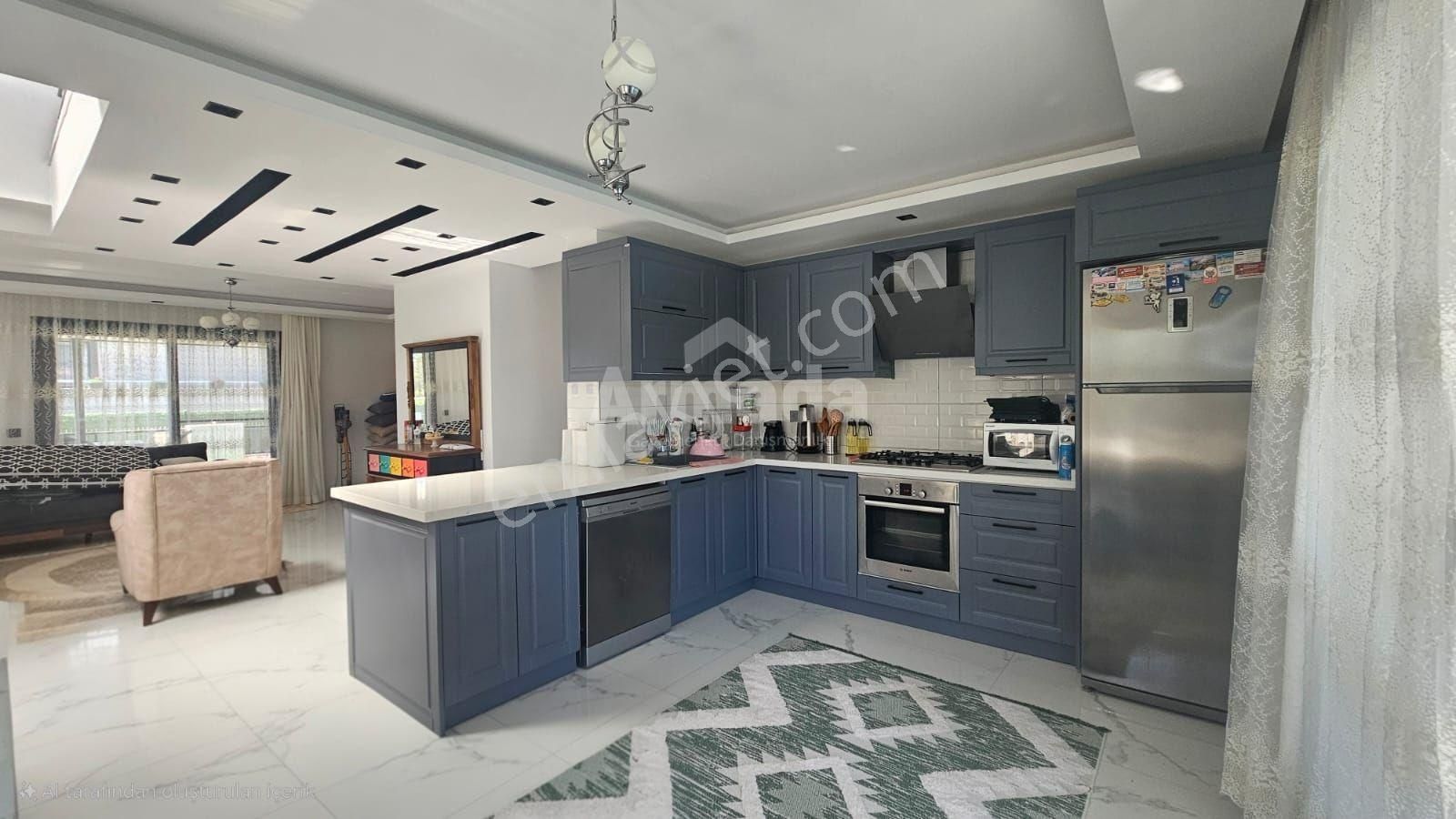 Kuşadası Soğucak'ta Özel Havuzlu Tek Müstakil Satılık Villa - Görsel 35