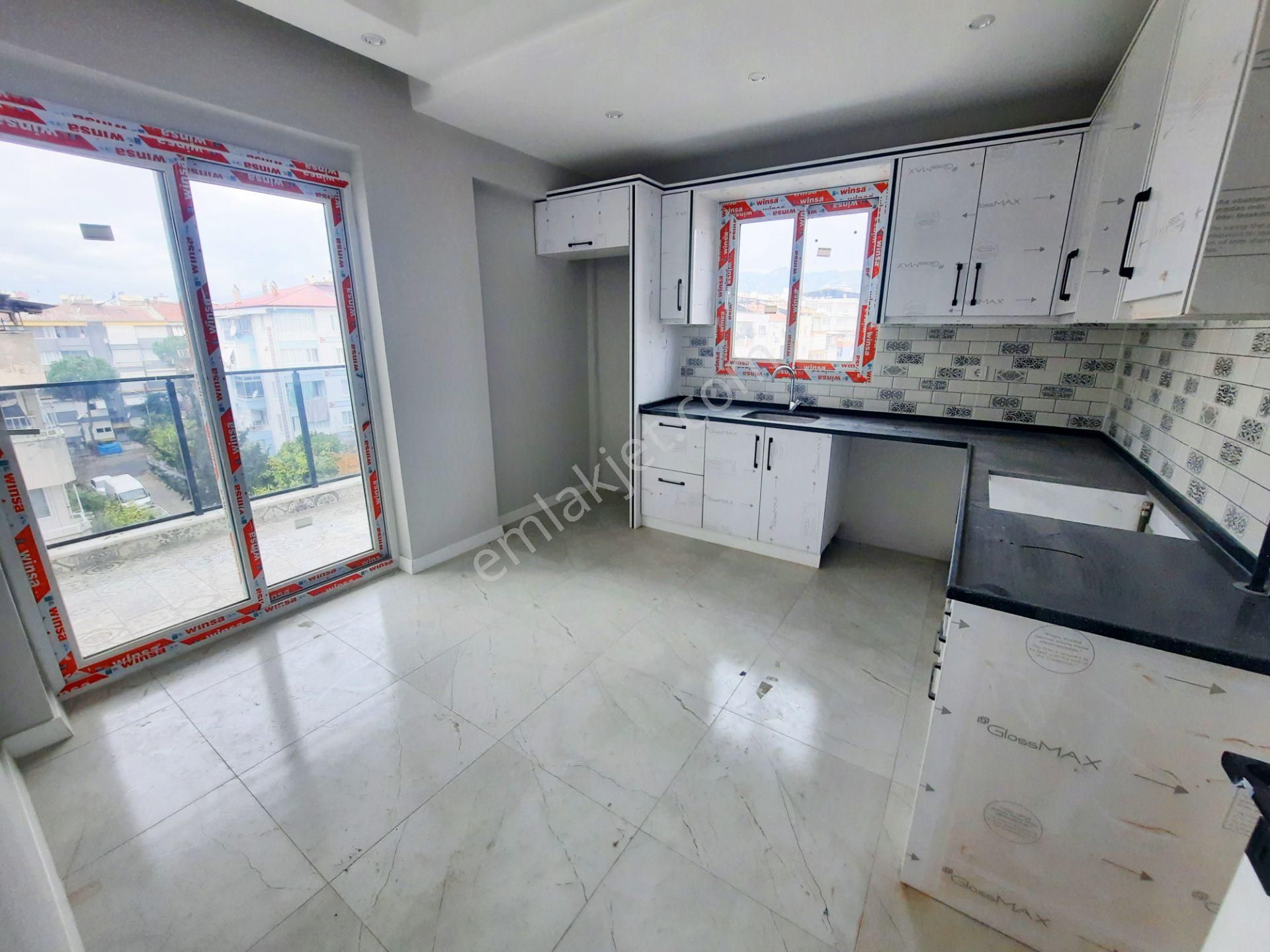 Şehir Merkezinde, Köşebaşı, Yerden Isıtmalı, Doğalgaz Kombili, Asansörlü 4.kat.. - Görsel 9