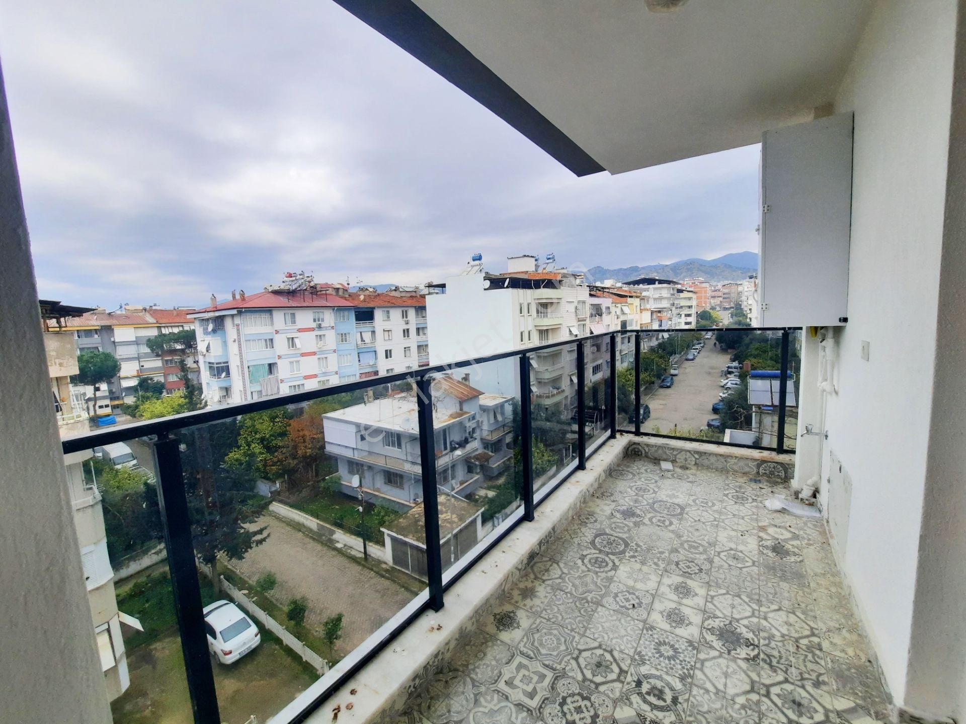 Şehir Merkezinde, Köşebaşı, Yerden Isıtmalı, Doğalgaz Kombili, Asansörlü 4.kat.. - Görsel 12