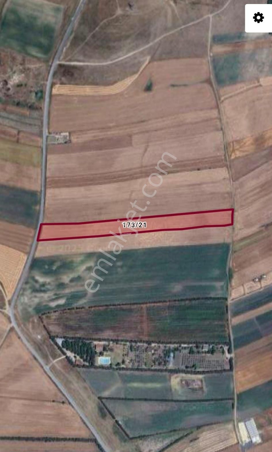 Remax Necati Kurt / Silivri Seymen'de Yatırımlık 1.729 M² Satılık Arazi - Görsel 3