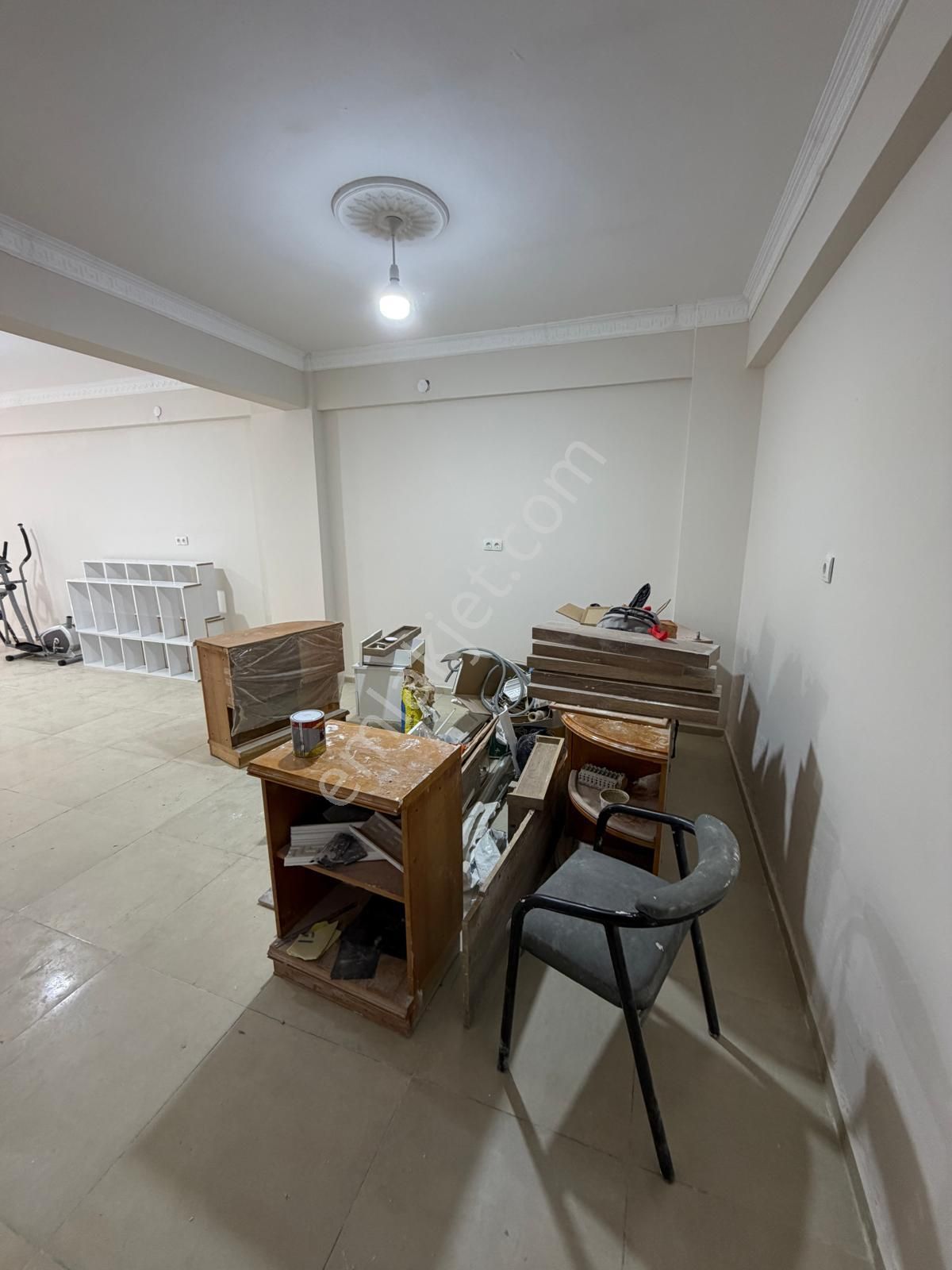 Turpa Otuzbeş'ten Geniş Kullanımlı Dükkan - Yeni Tadilatlı - Görsel 5