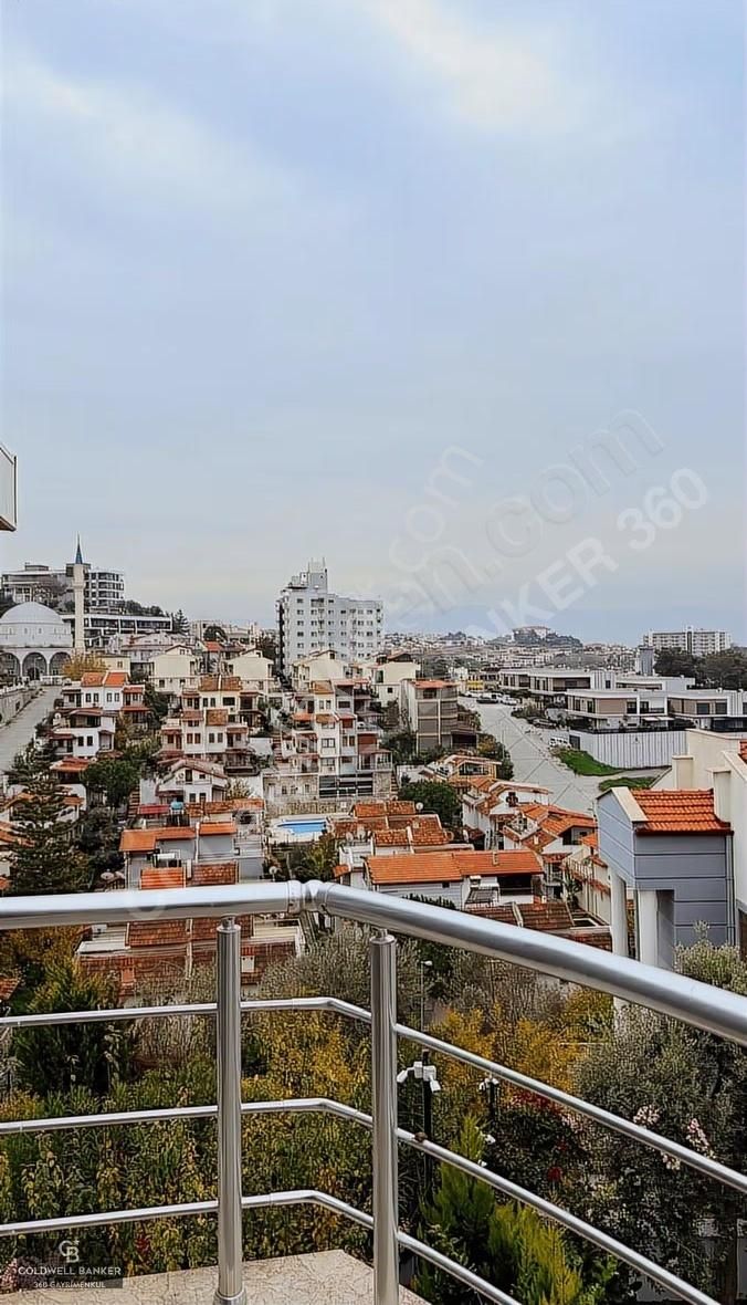 Kuşadası Kadınlar Denizinde Satılık Havuzlu Tripleks 4+1 Villa - Görsel 10