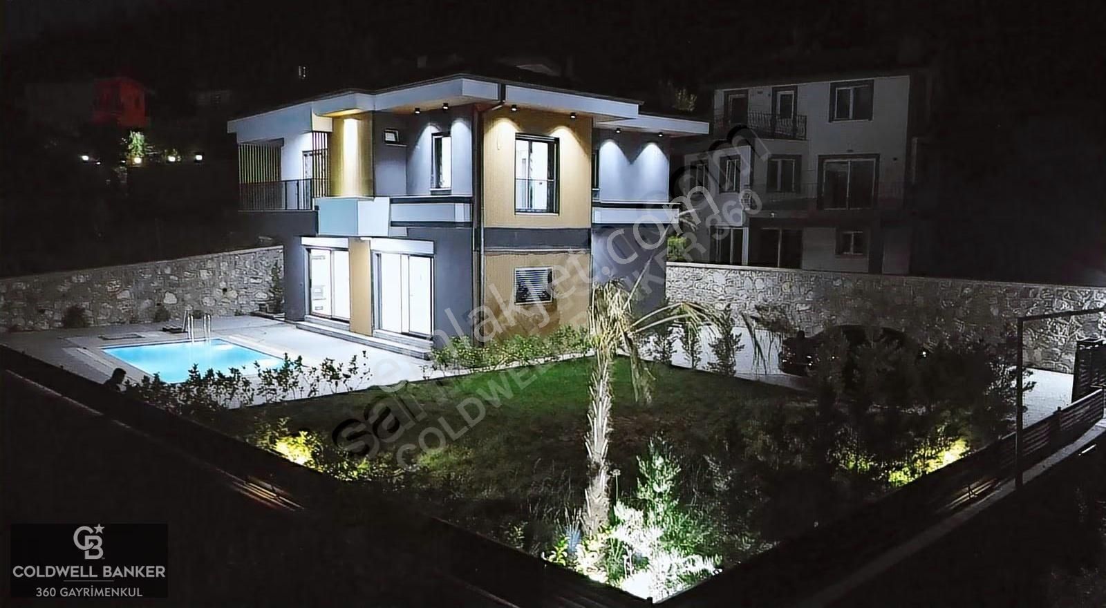 Kemalpaşa Da Lüx Sıfır 4+1 Havuzlu Garajlı Oturuma Hazır Villa - Görsel 15