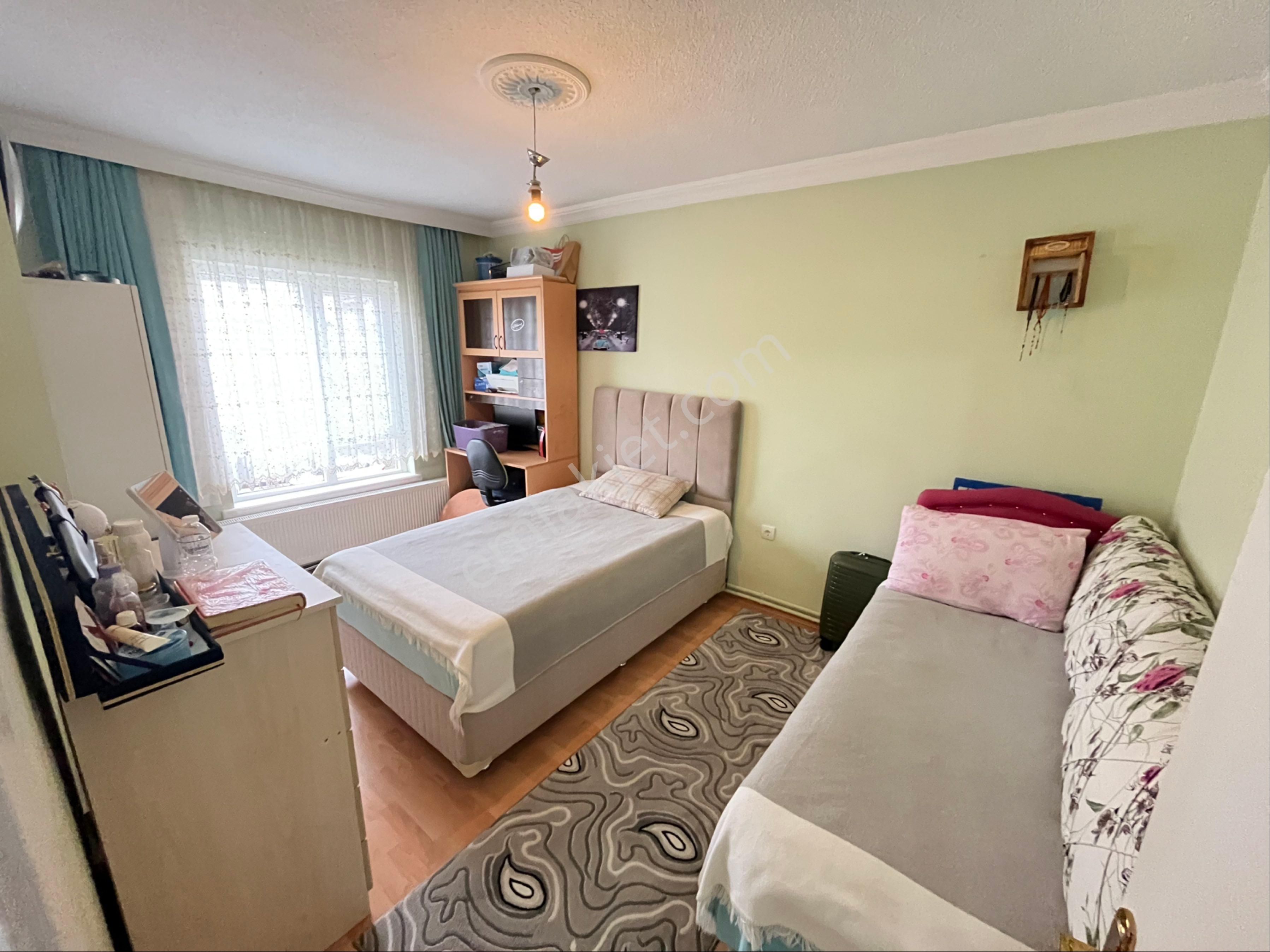 Tekin Emlaktan Etlik Caddesi Üzeri Şehir Hastanesi Yakını Kat Konumu Yapılı Geniş 2+1 Satılık !!! - Görsel 24