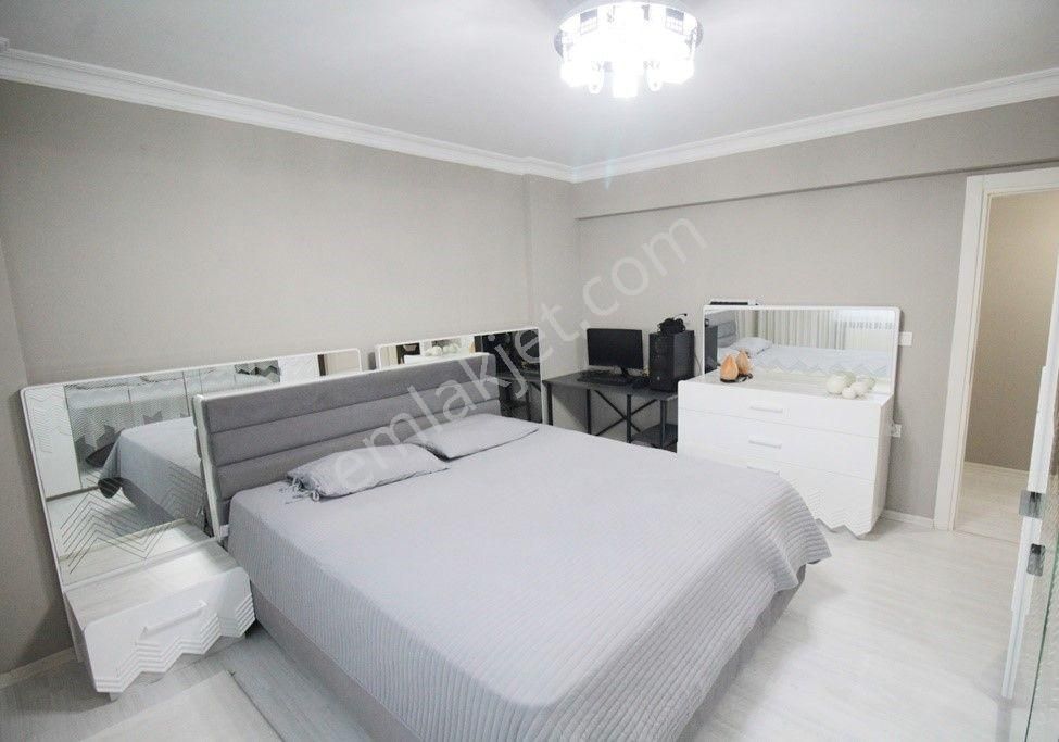 Tekirdağ Çorlu Muhittin Mahallesin'de 3+1/ 155 M2 Asansörlü Lüx Daire - Görsel 6