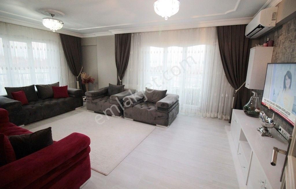 Tekirdağ Çorlu Muhittin Mahallesin'de 3+1/ 155 M2 Asansörlü Lüx Daire - Görsel 17