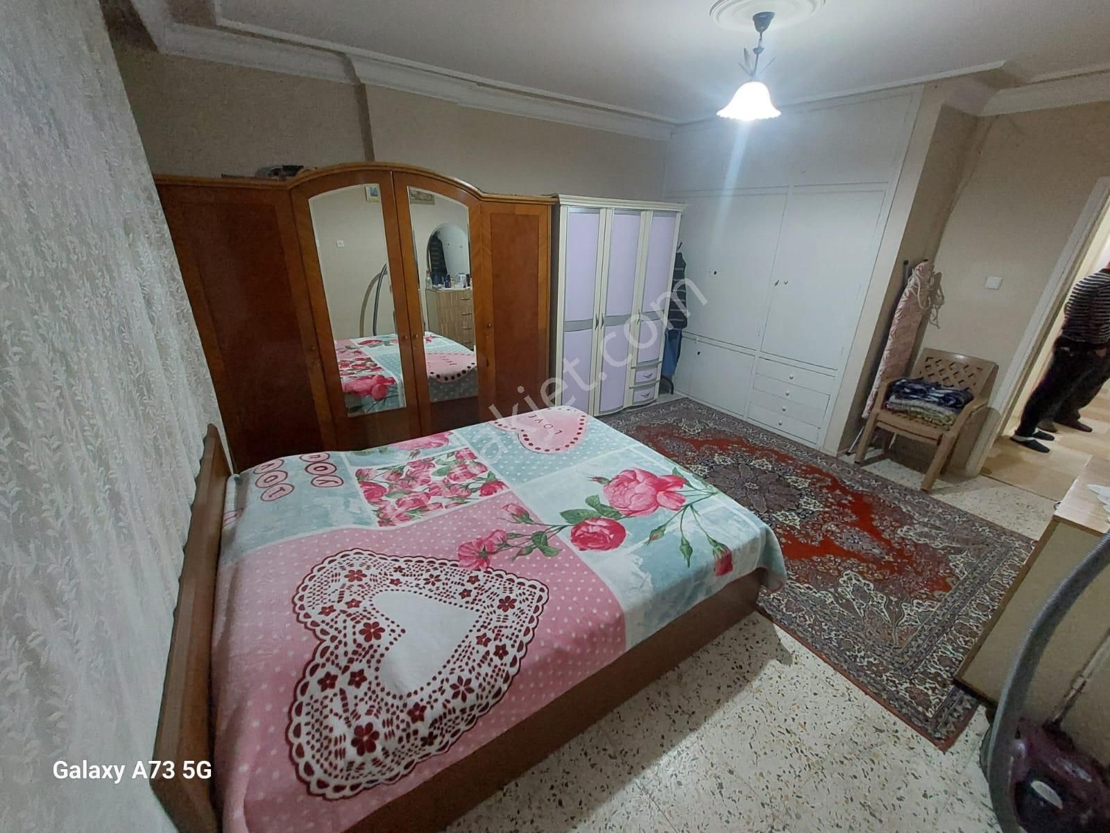 Selanikten Mithatpaşa'da 3+1 Kapalı Mutfaklı Oldukça Geniş Daire - Görsel 7