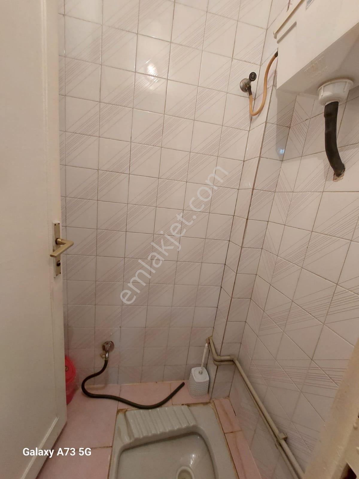 Selanikten Mithatpaşa'da 3+1 Kapalı Mutfaklı Oldukça Geniş Daire - Görsel 28