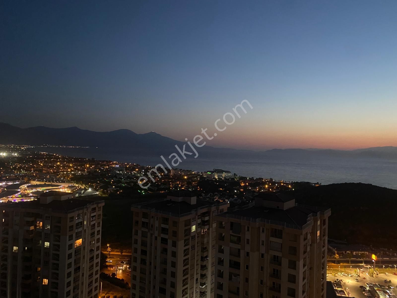 Kuşadası Long Beach De Deniz Doğa Ve Adalar Manzaralı Eşyalı 2+1 Daire - Görsel 4