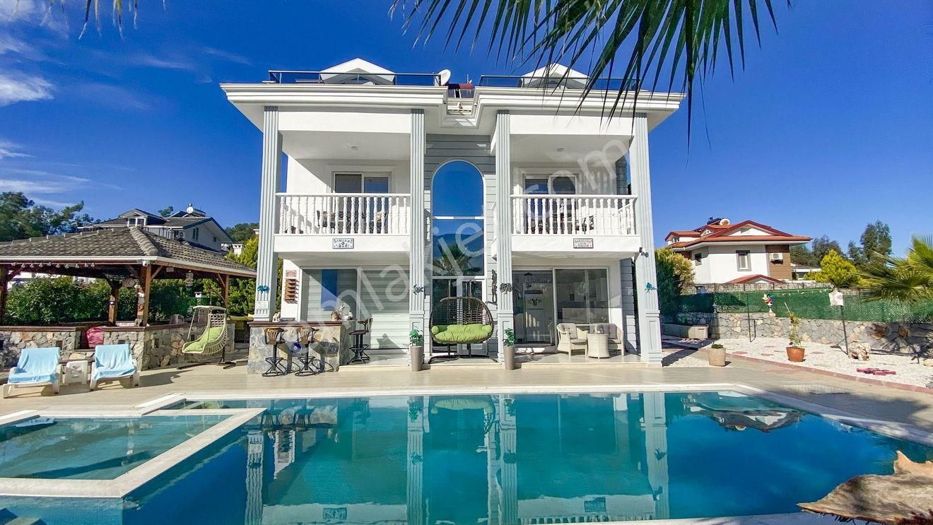 Hisarönü'nde Satılık 4+1 Dubleks Villa