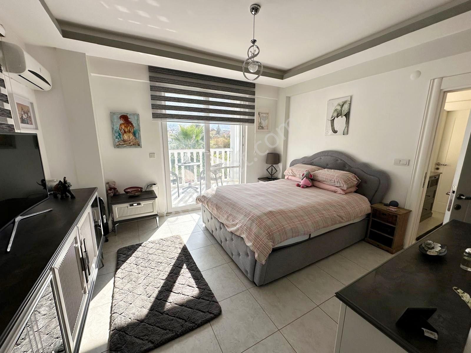 Hisarönü'nde Satılık 4+1 Dubleks Villa - Görsel 22