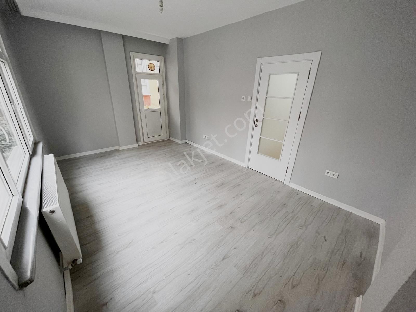 ▃yatırım▃ Belediyenin Karşısında Minibüs Yoluna 1 Dk Katta 2+1 - Görsel 5