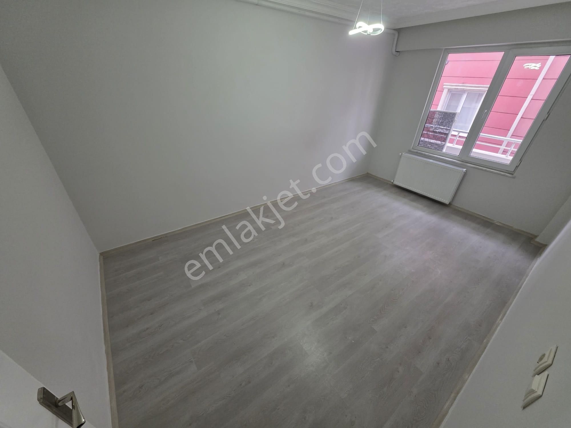 Irmaksudan Akçayda Öncephe Ayrı Mutfak 2+1 Arakat Geniş Daire - Görsel 17