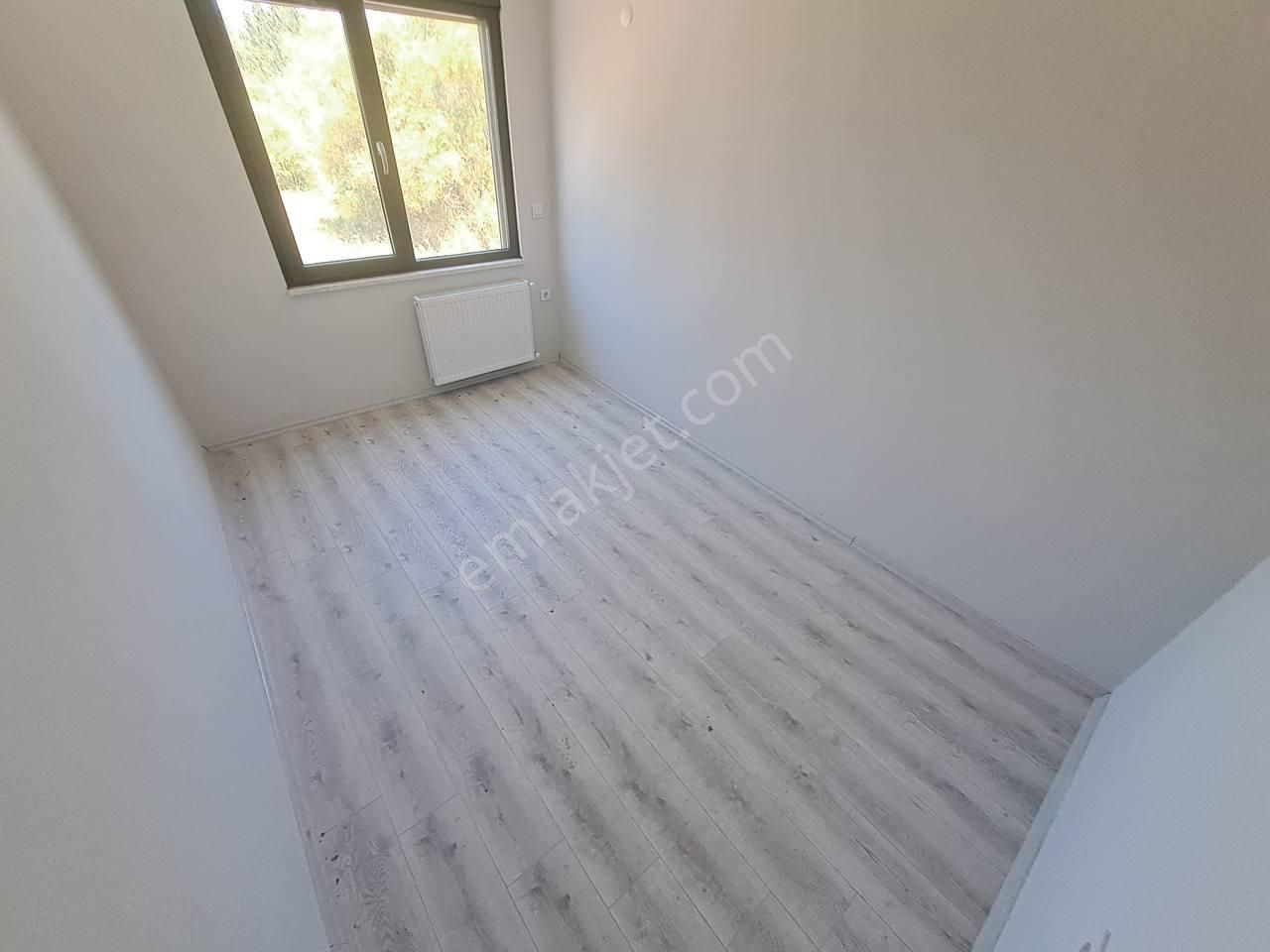 Akçay'da Lüks Yapılı Ayrı Mutfaklı 2+1 Satılık Daire - Görsel 14