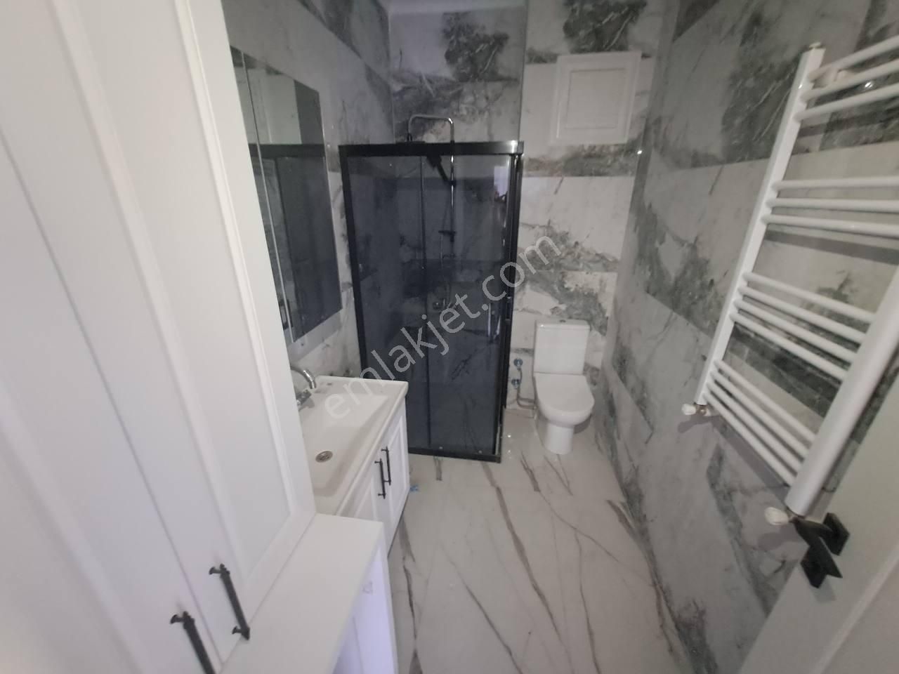 Akçay'da Lüks Yapılı Ayrı Mutfaklı 2+1 Satılık Daire - Görsel 2