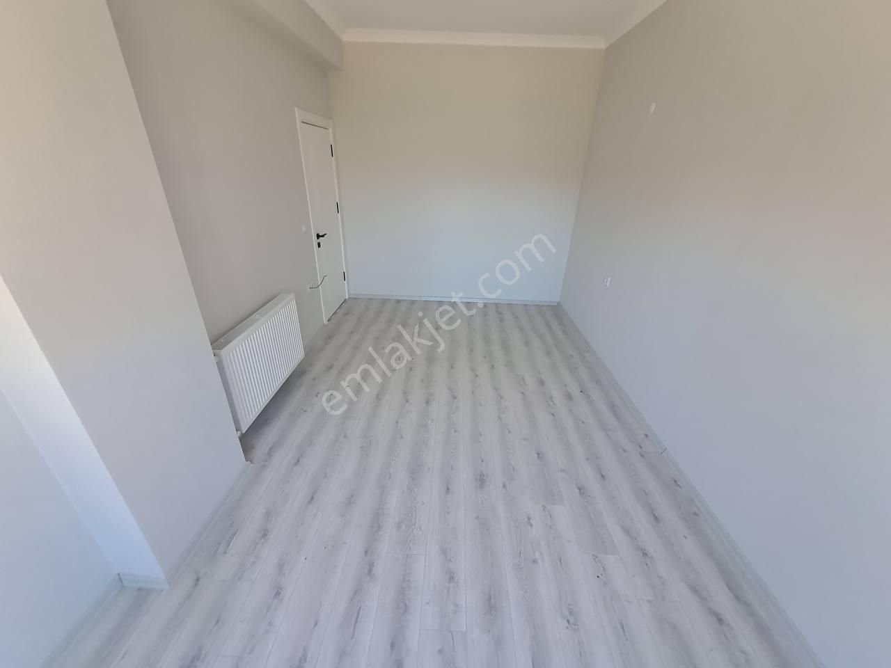 Akçay'da Lüks Yapılı Ayrı Mutfaklı 2+1 Satılık Daire - Görsel 9