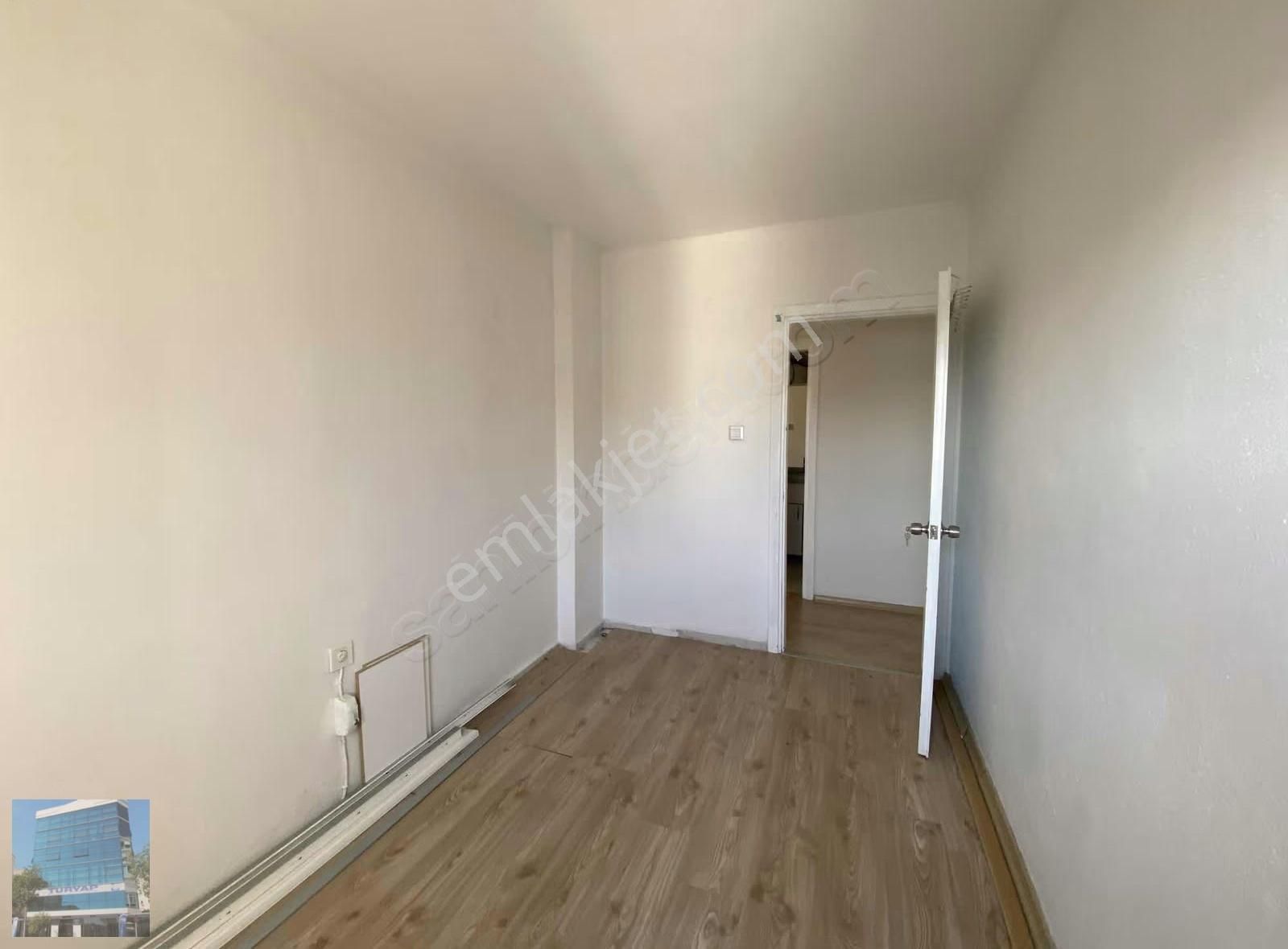 Bayraklı Tepekule'de Site İçi Doğalgazlı 2+1 Satılık Daire - Görsel 31