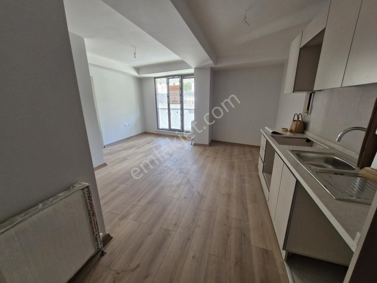 Home Gayrimenkulden Altıntepede Yeni Binada Satılık 2+1 Daire - Görsel 2