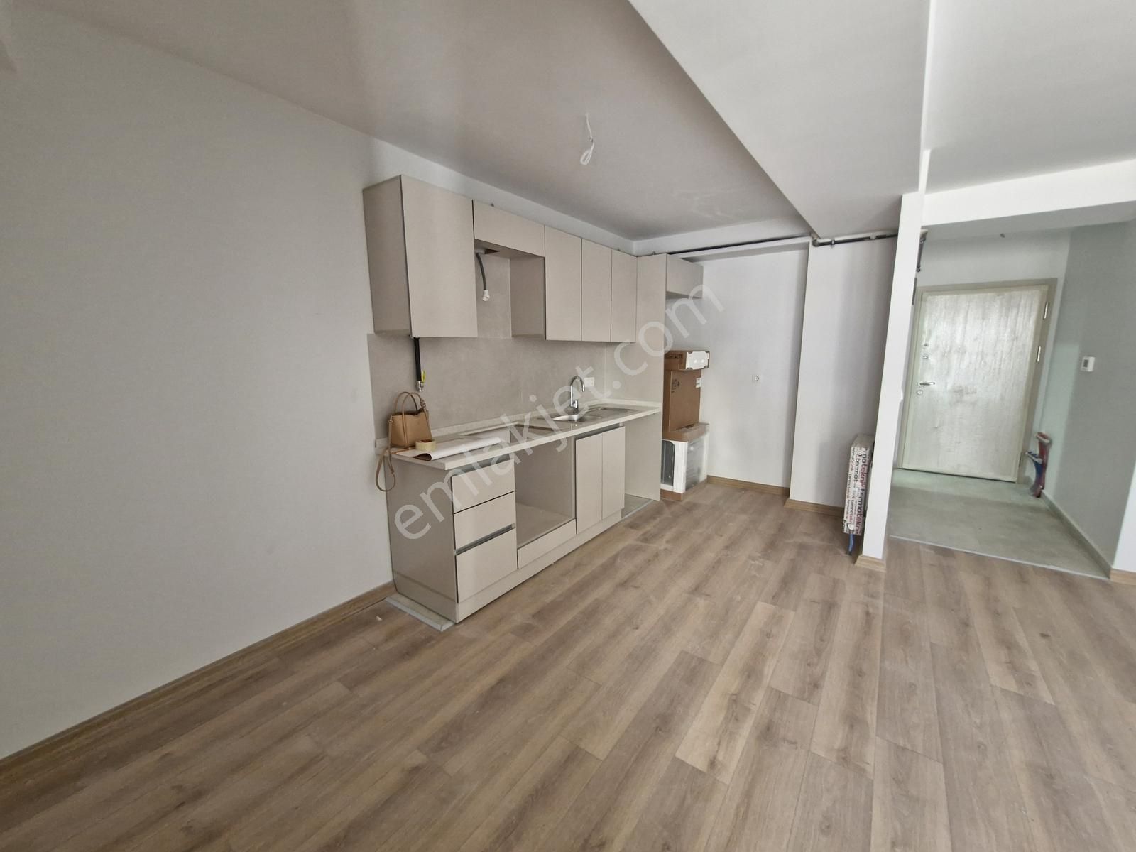 Home Gayrimenkulden Altıntepede Yeni Binada Satılık 2+1 Daire - Görsel 33