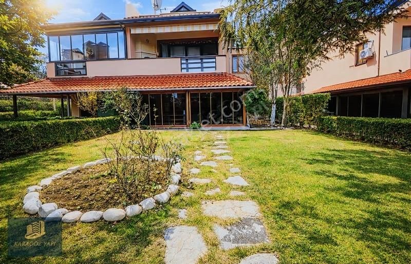 Karagöz Yapıdan - Denize Sıfır Havuzlu Site İçerisinde Bahçeli - Görsel 2