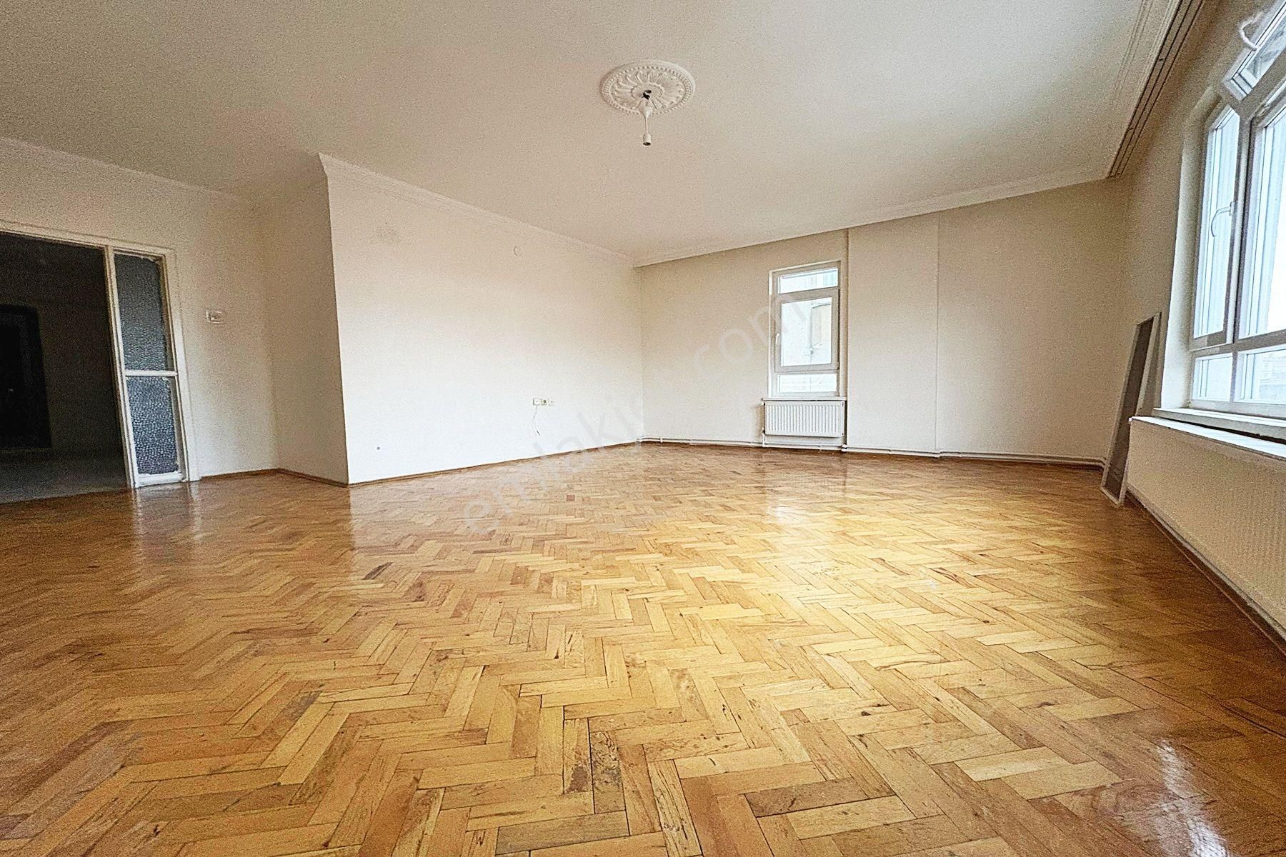 19 Mayıs Cad Yakını 3.kat Konumlu 3+1 Güney Kiralık Daire - Görsel 5